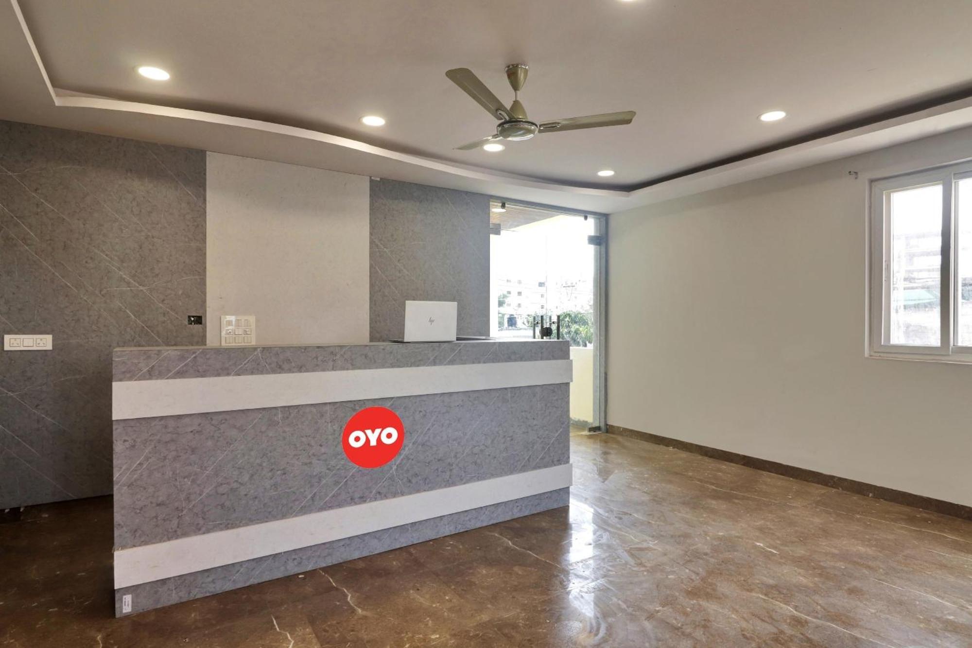 Oyo 89590 Gs International Hotel Hyderabad