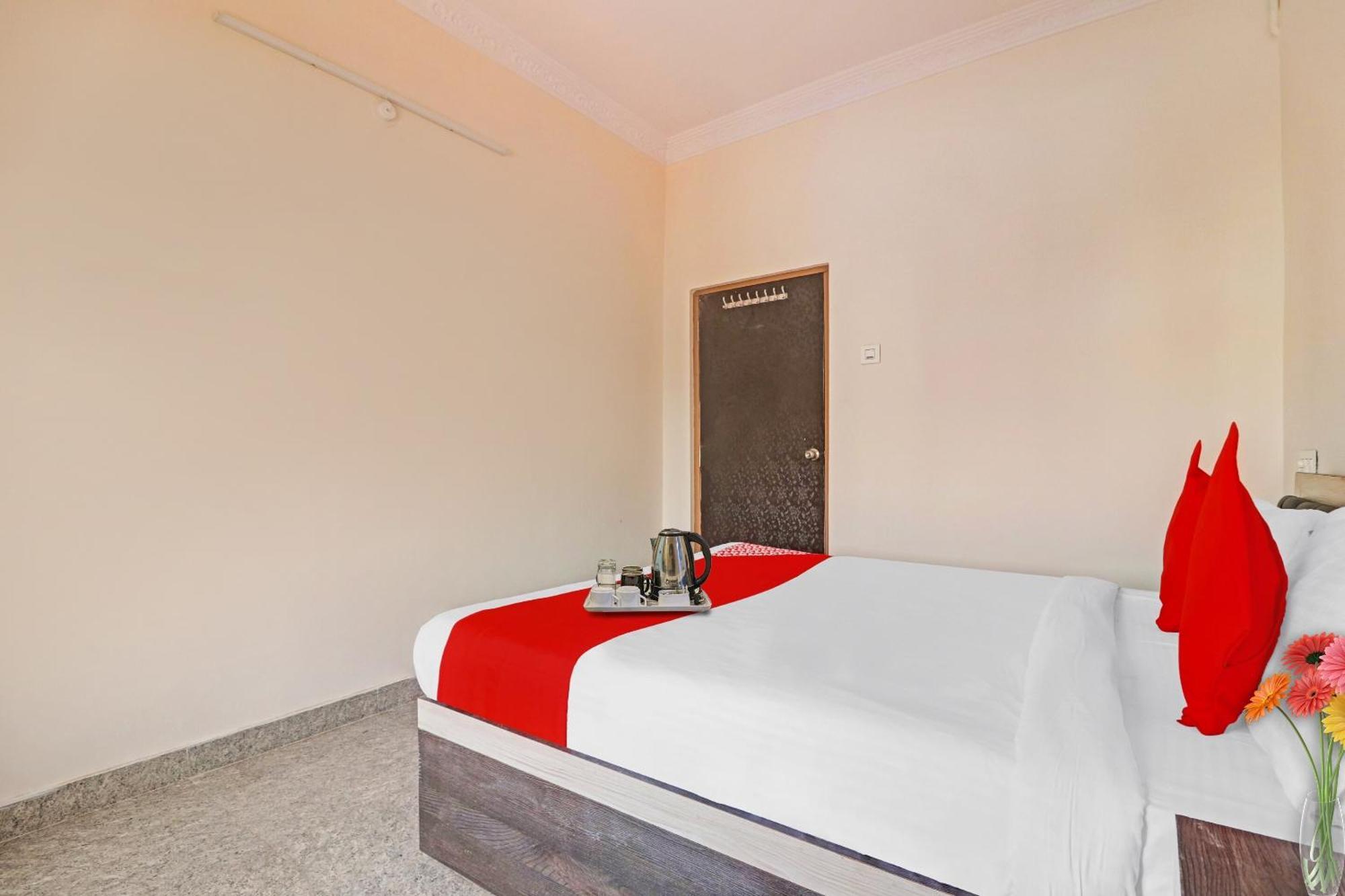 Hotel Oyo 89590 Gs International
