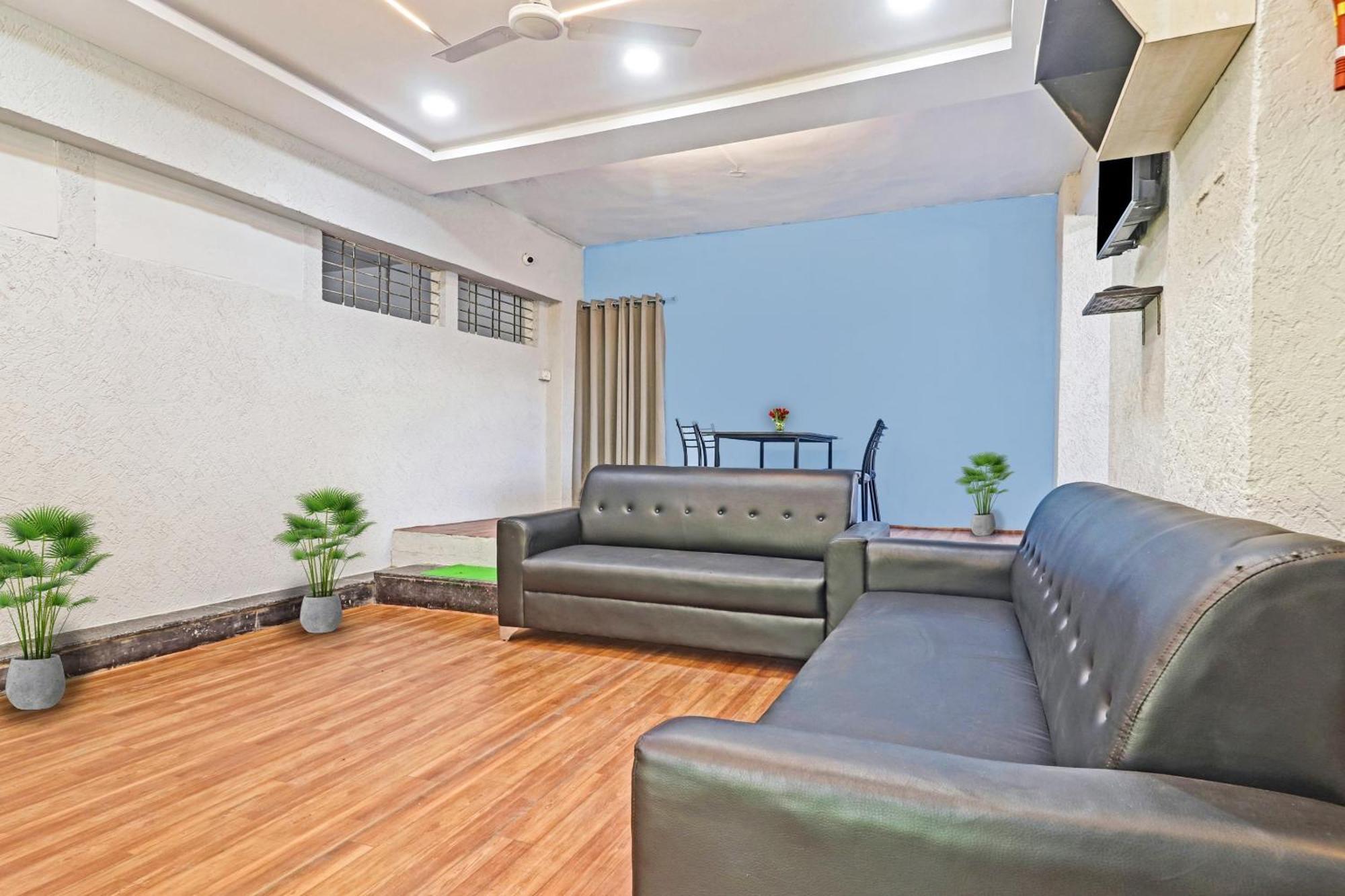 Hotel O Rio Lingampalli