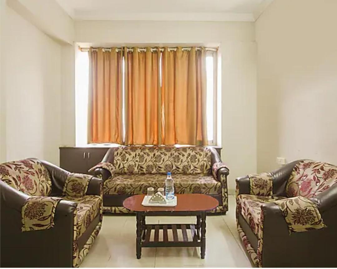 Hotel Blossom Rooms- Lakdikapul 3*
