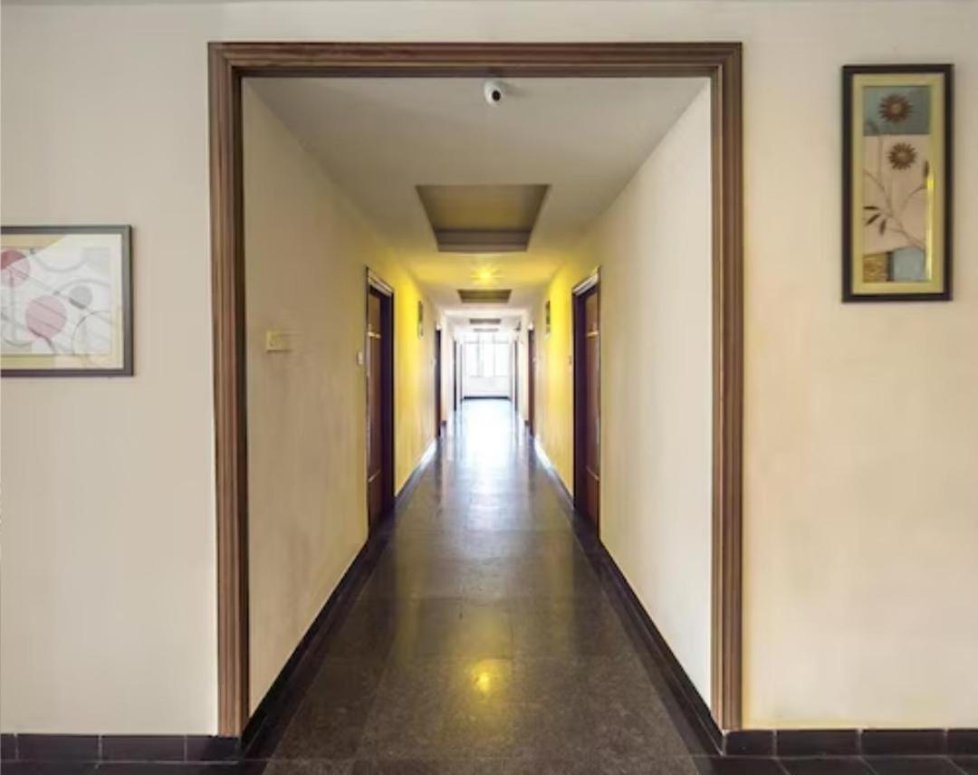 Hotel Blossom Rooms- Lakdikapul Hyderabad