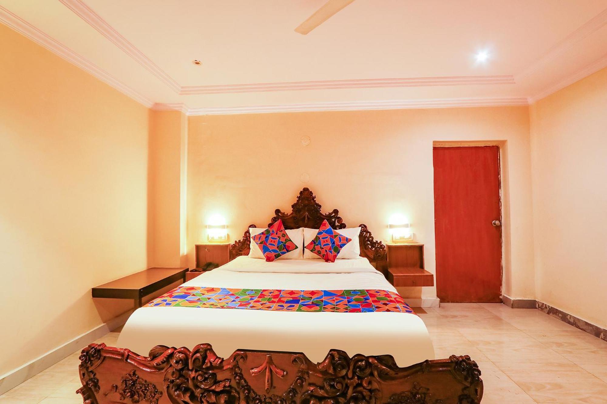 Hotel Fabhotel Maruthi Residency - Nr Lakdikapul Metro Station Hyderabad