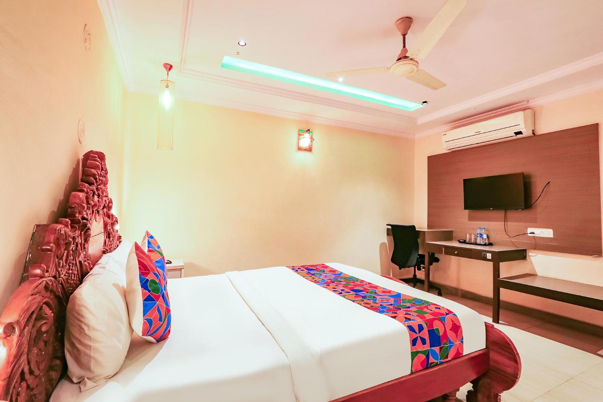 Fabhotel Maruthi Residency - Nr Lakdikapul Metro Station 3* Hyderabad