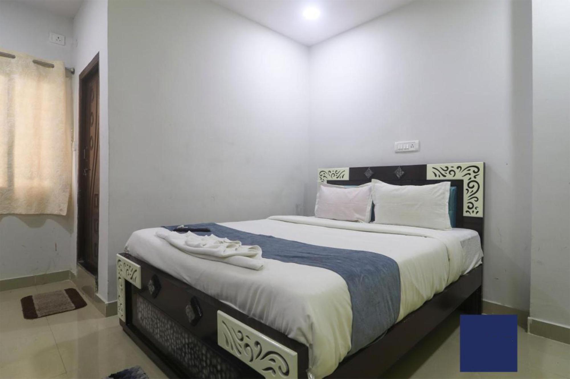 Hotel The Galaxy Grand *