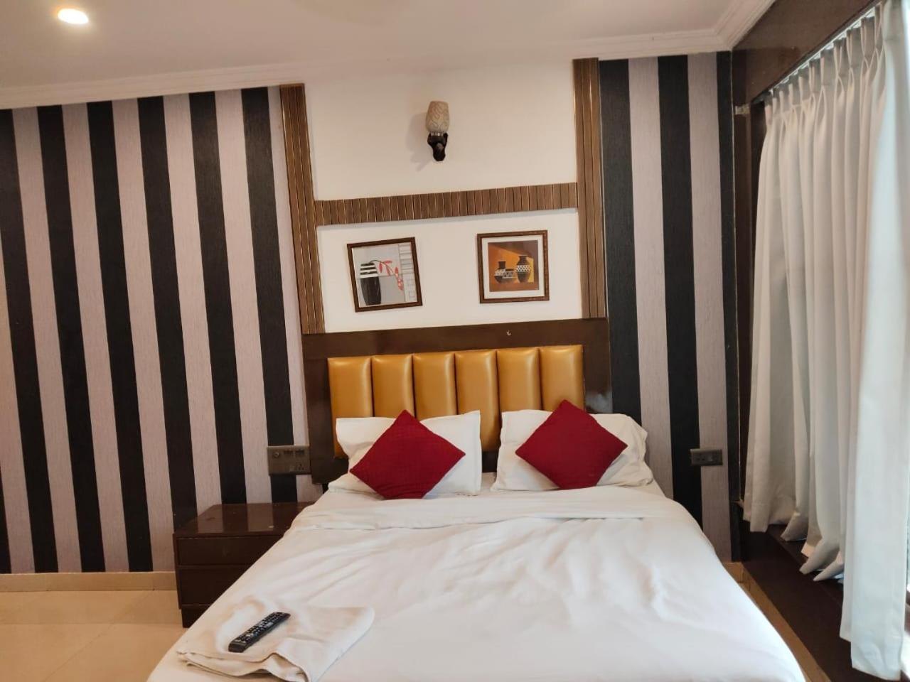 Blossom Rooms- A Luxury Collection Hotel- Opp Omega Hospital- Banjara Hills