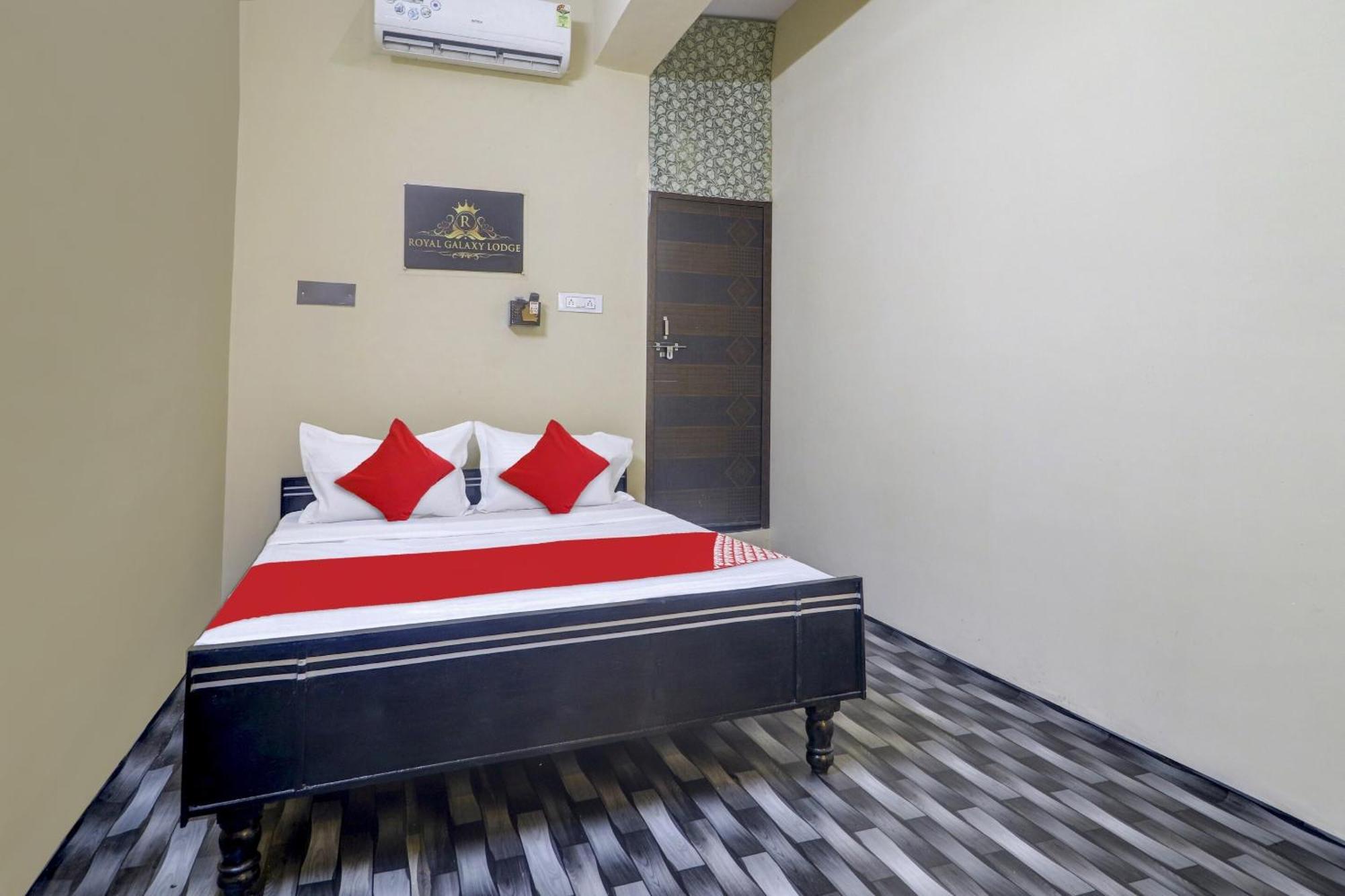O Royal Galaxy Hotel 3*