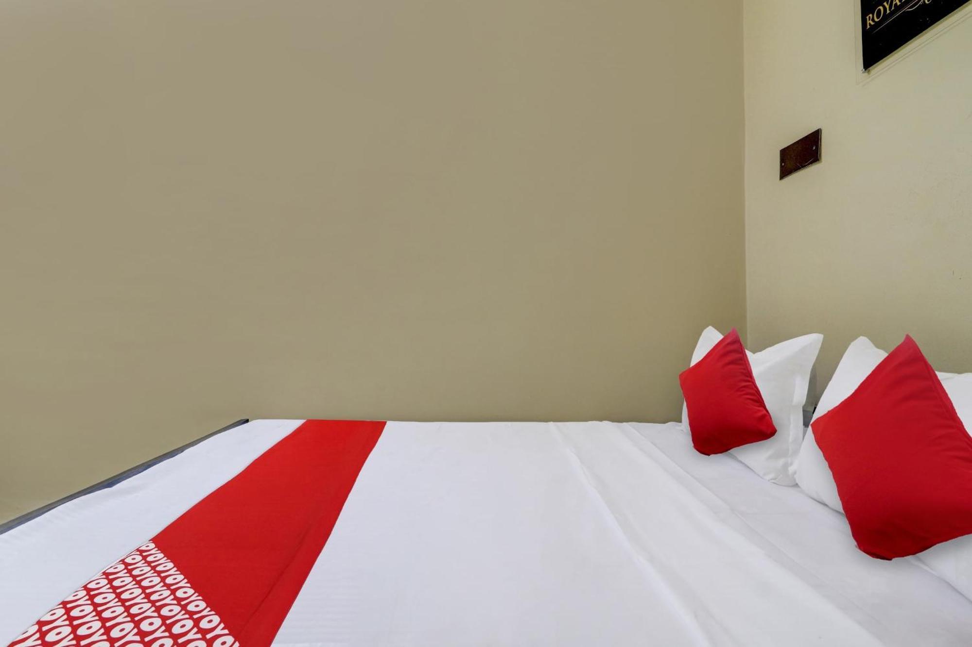 O Royal Galaxy Hotel 3*