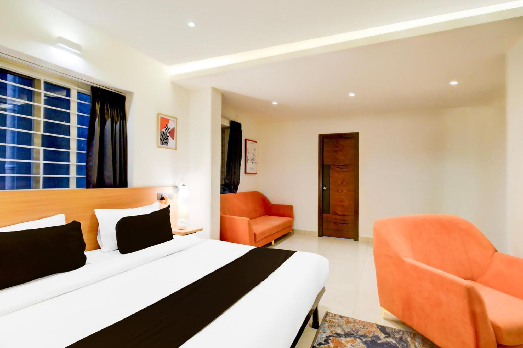 Townhouse Casa Business Hotel 3*