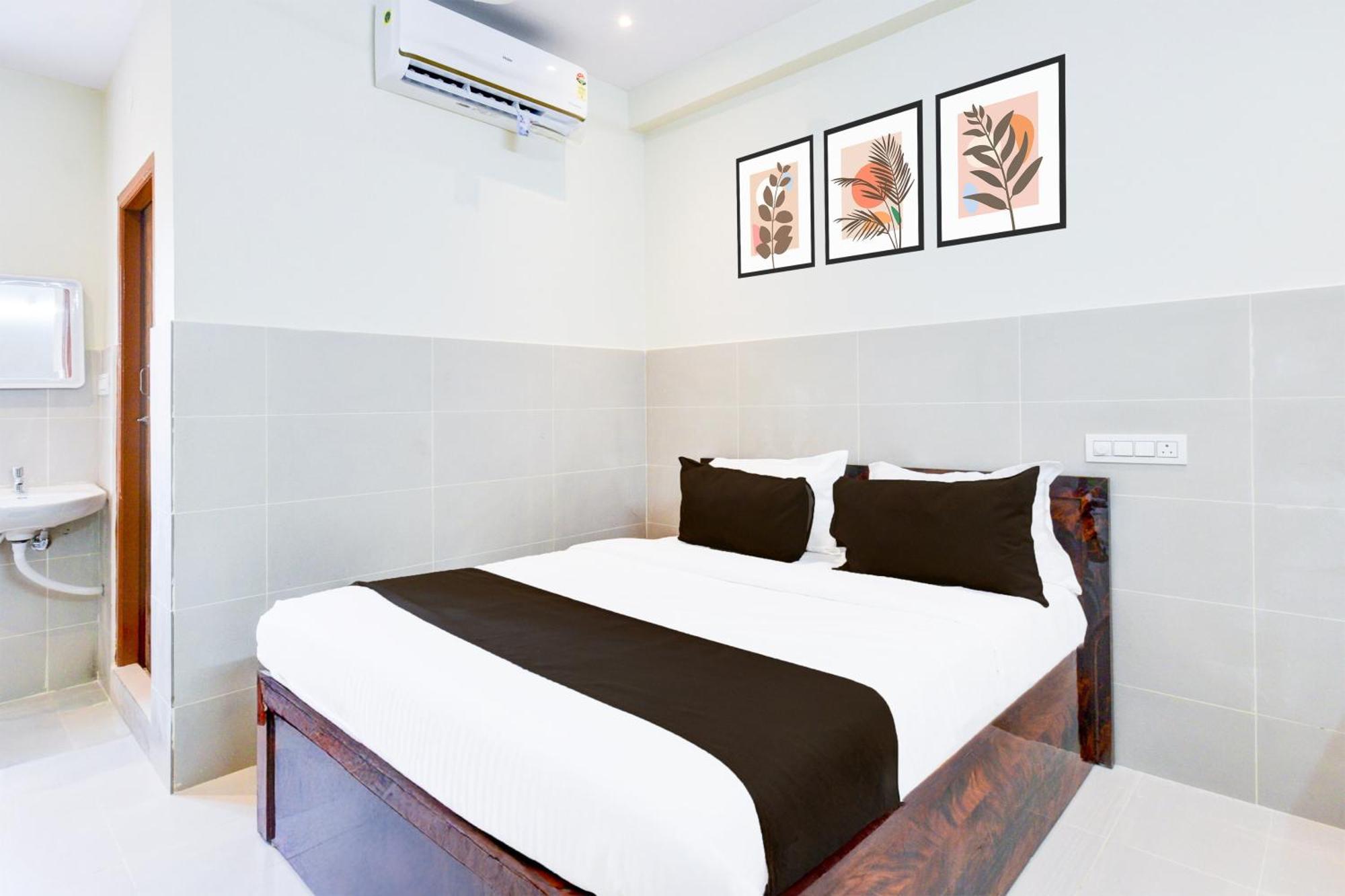 Hotel O Gk Grand