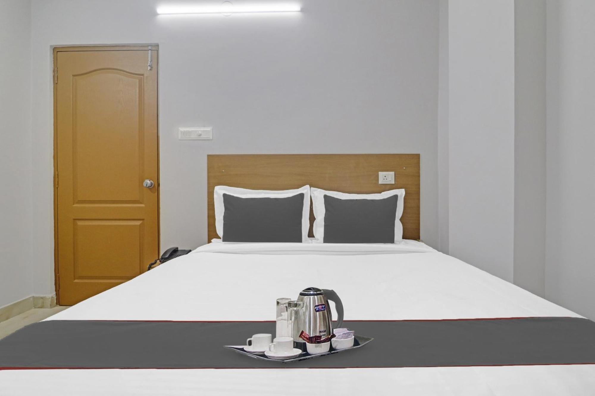 Hotel Collection O Golden Dreams 3*