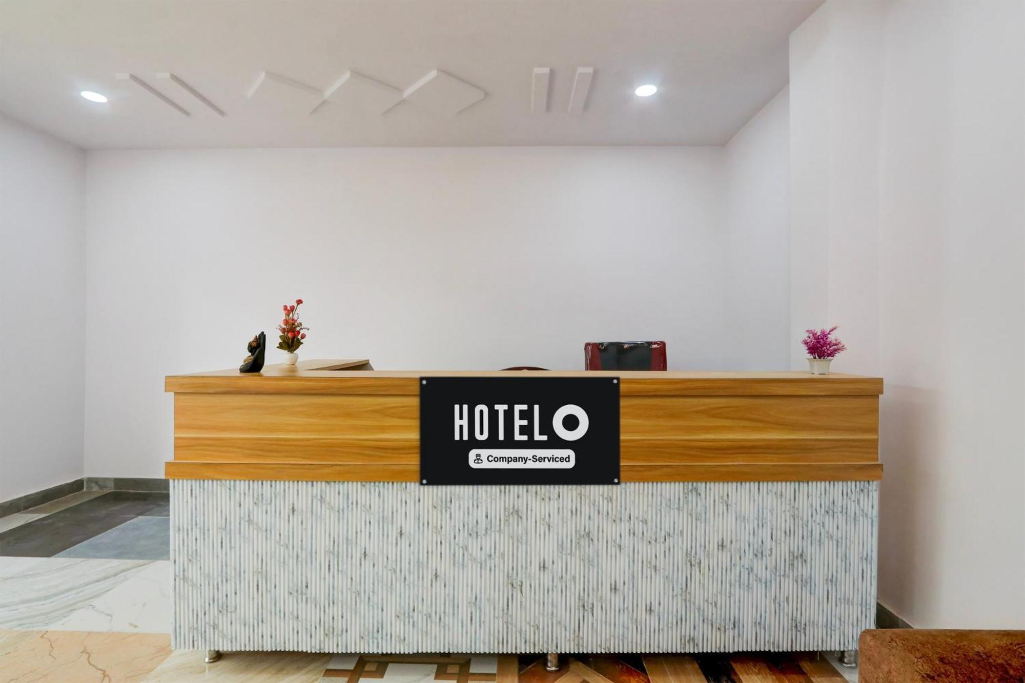 O Living Tree In Hotel