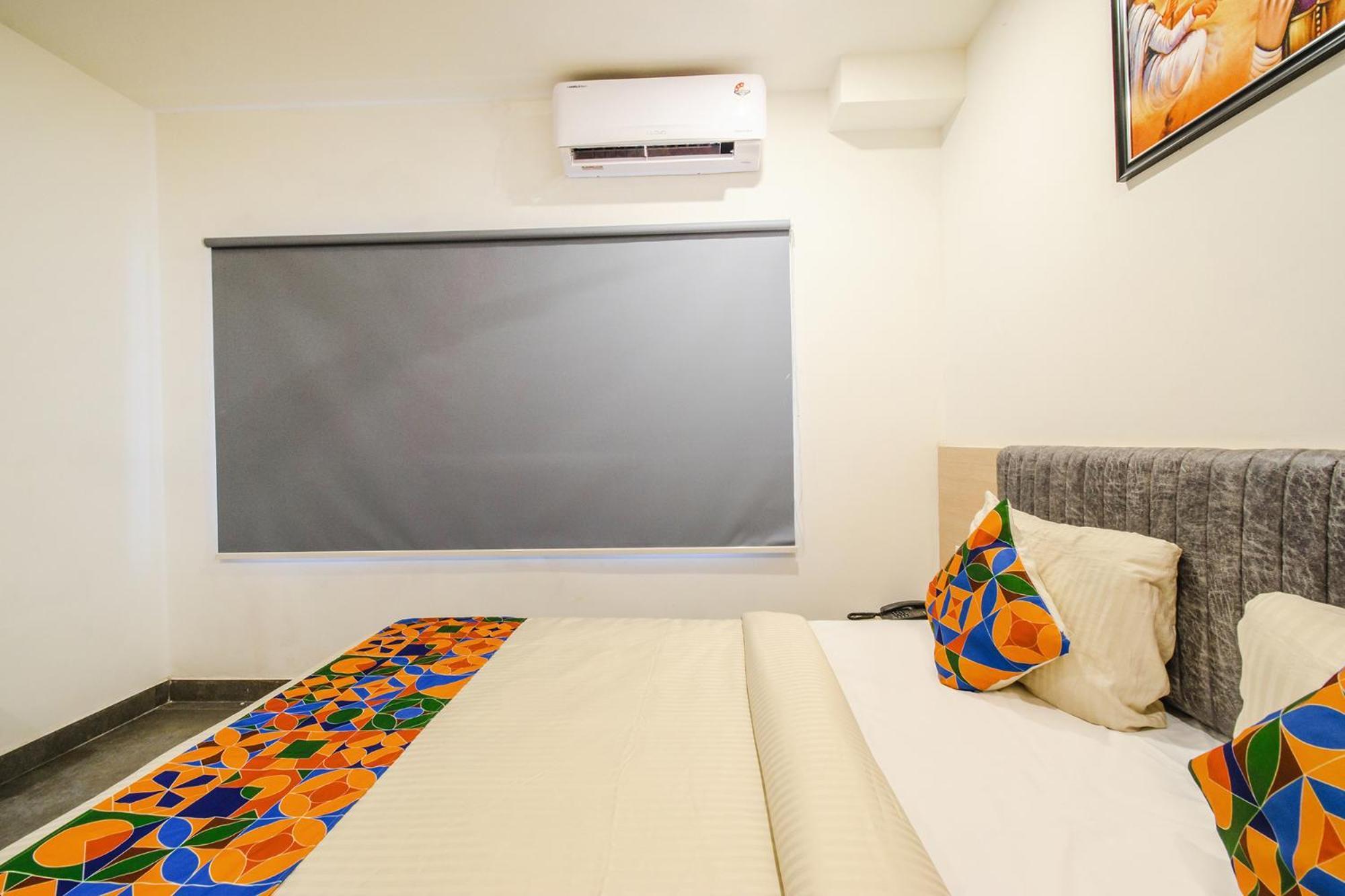 Fabhotel Prime Adhirath Grand - 400m From Durgam Cheruvu Metro Station, Madhapur Hotel 3*