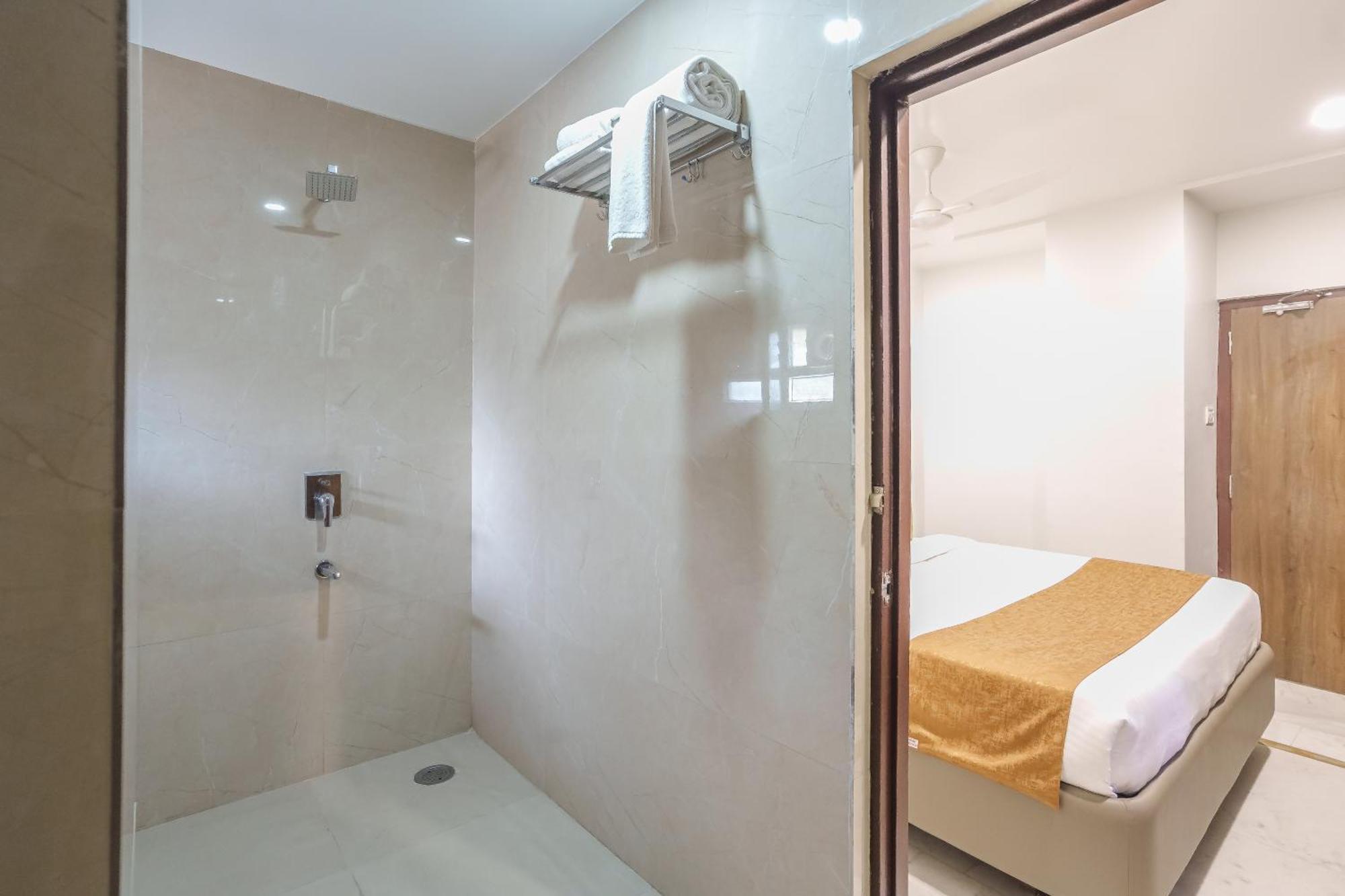 Hotel Kinara Grand Hyderabad