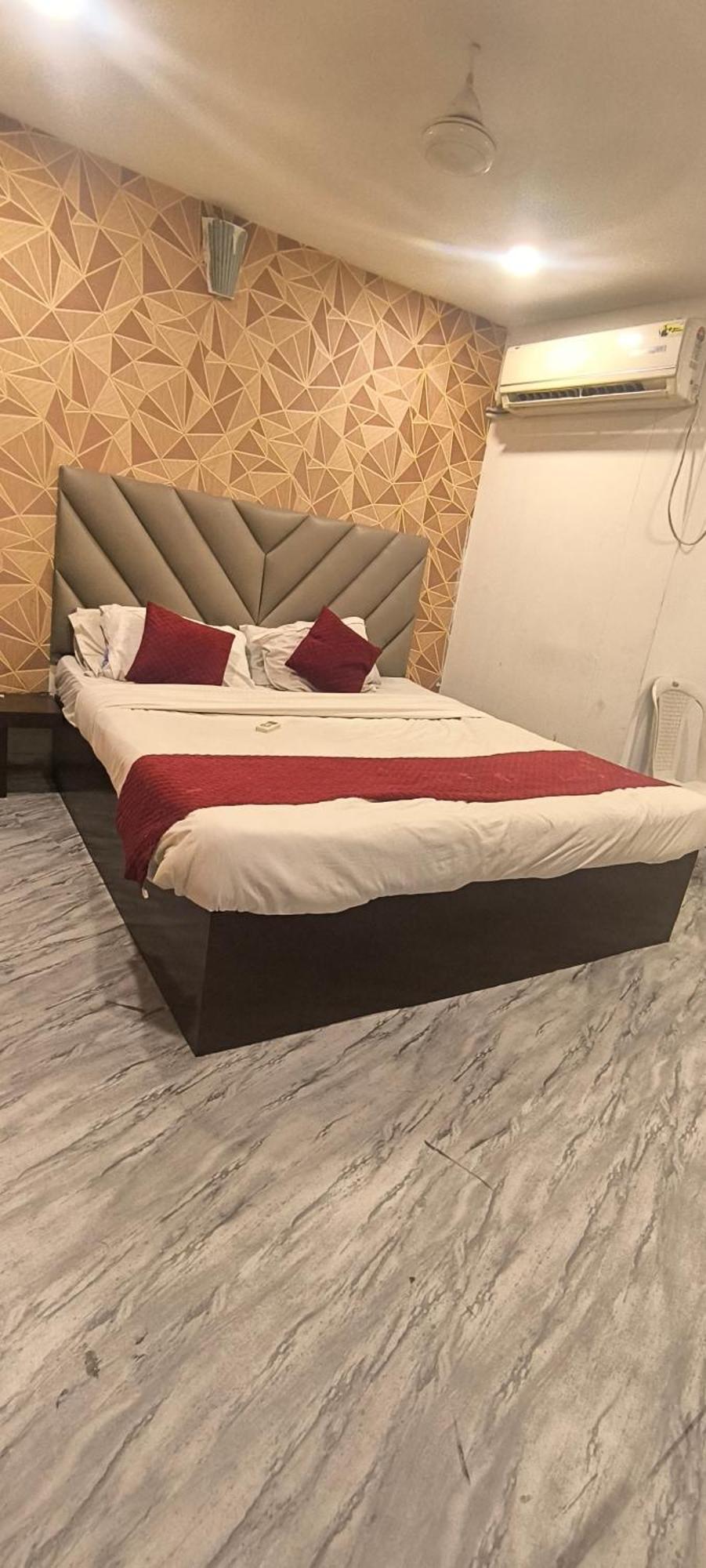 Hill Five Hotel