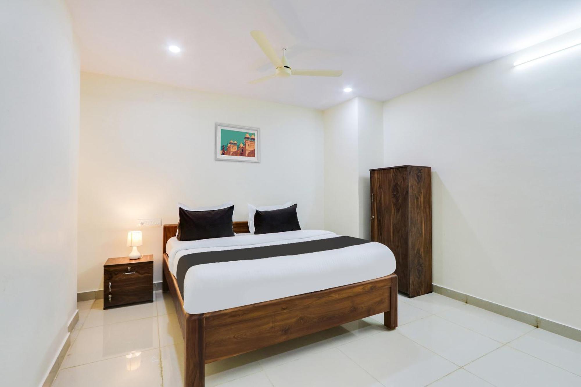 Hotel Gk Grand 3*