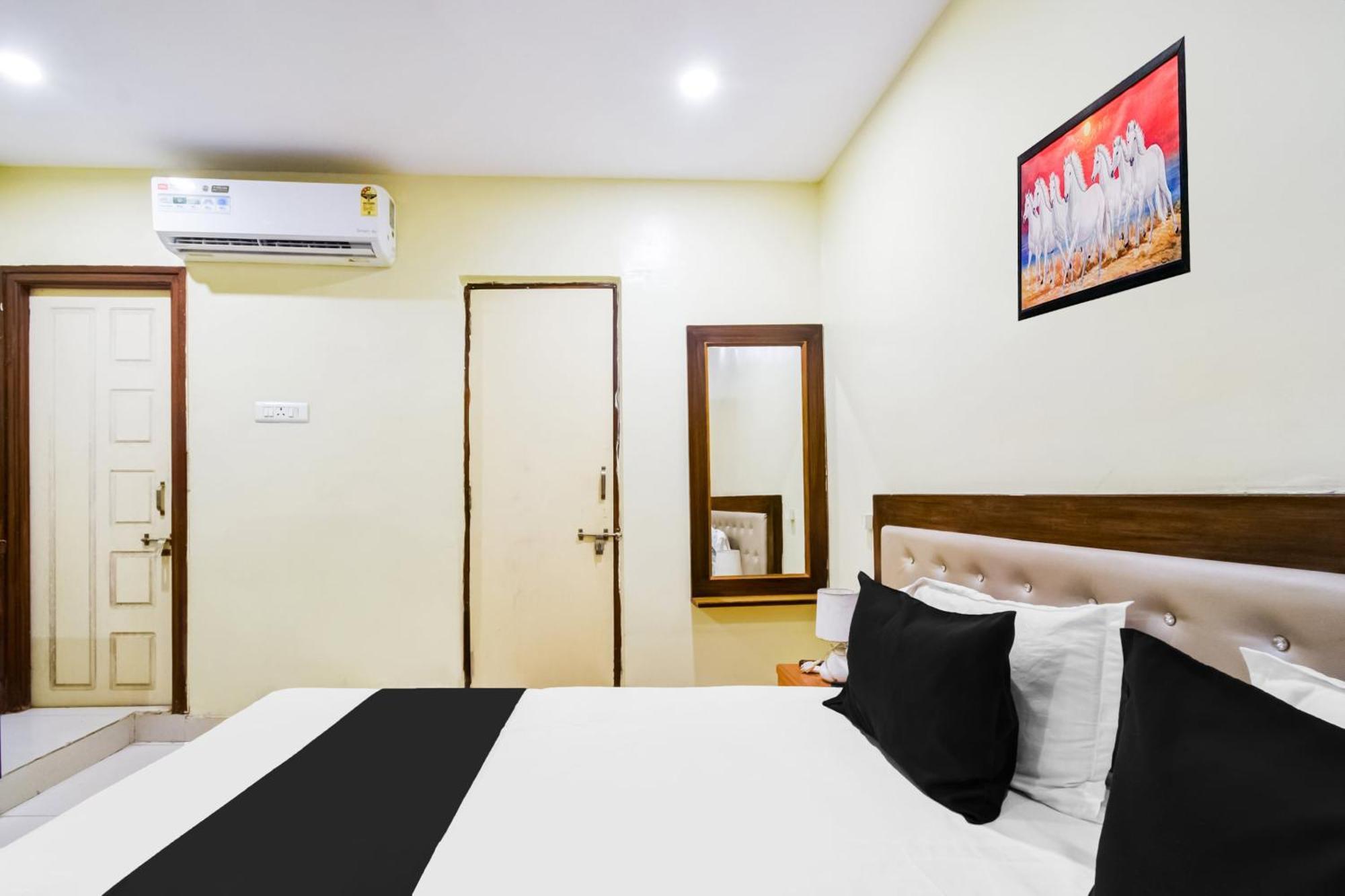 Super O Usha Mullapudi Road Kukatpally 3* Hyderabad