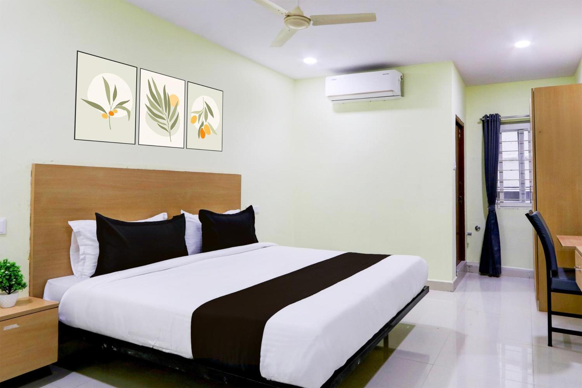 Townhouse Sr Luxury Hotel