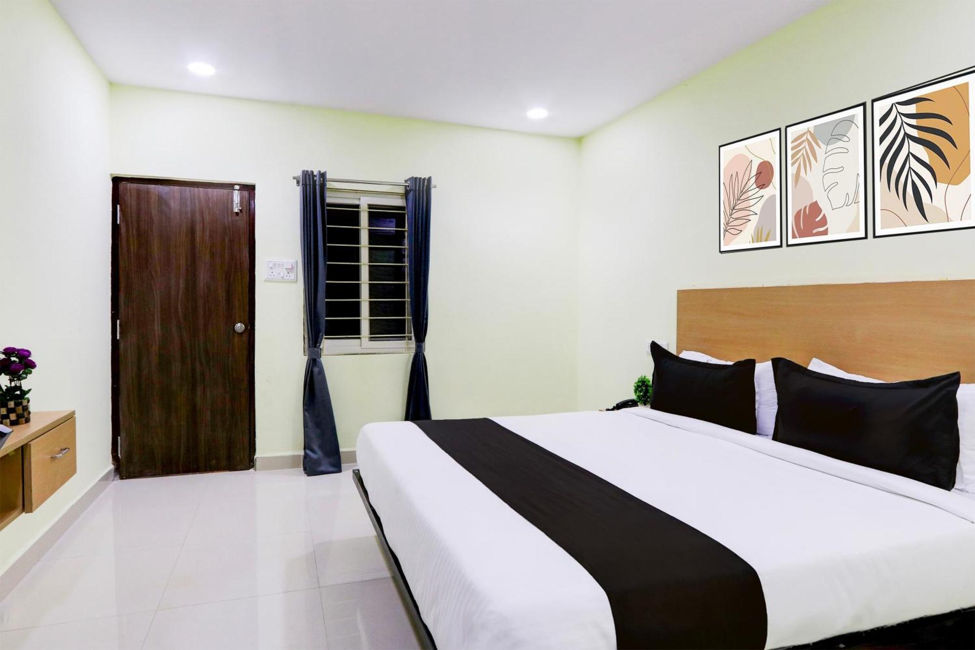 Townhouse Sr Luxury Hotel 3*