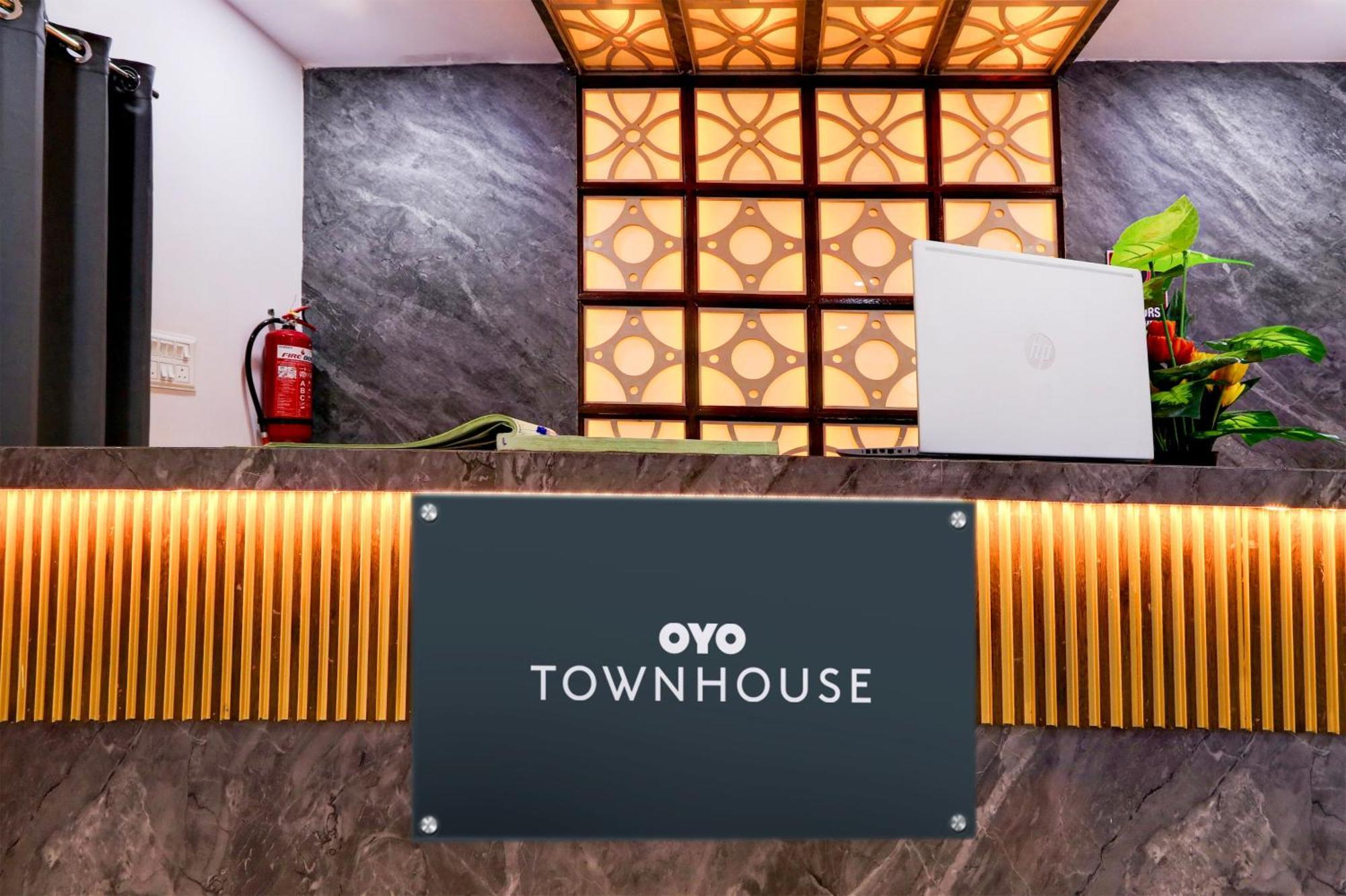 Townhouse Sr Luxury 3* Hyderabad