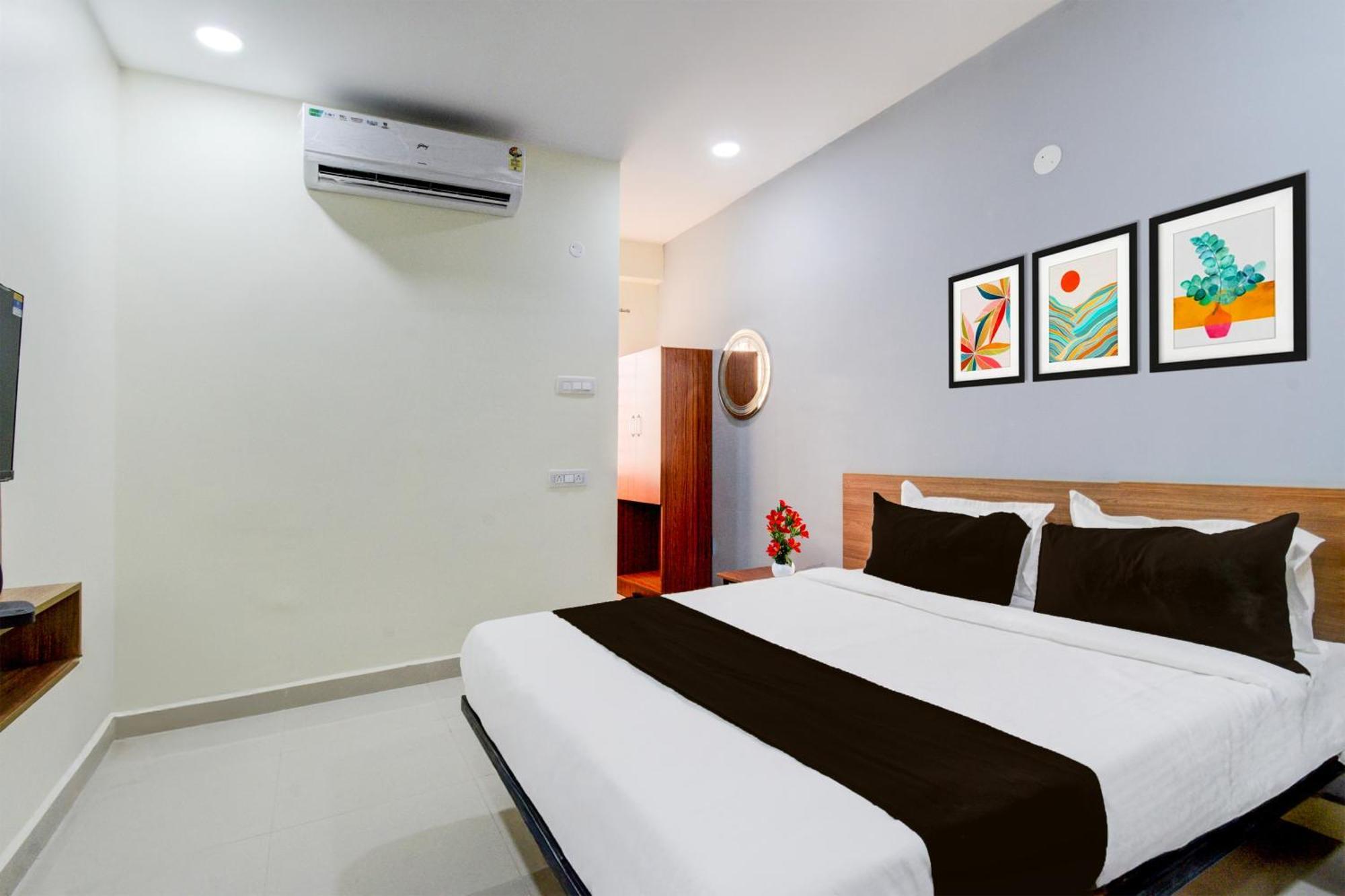 Super Townhouse Kukatpally North Formerly Munagala Arcade 2* Hyderabad