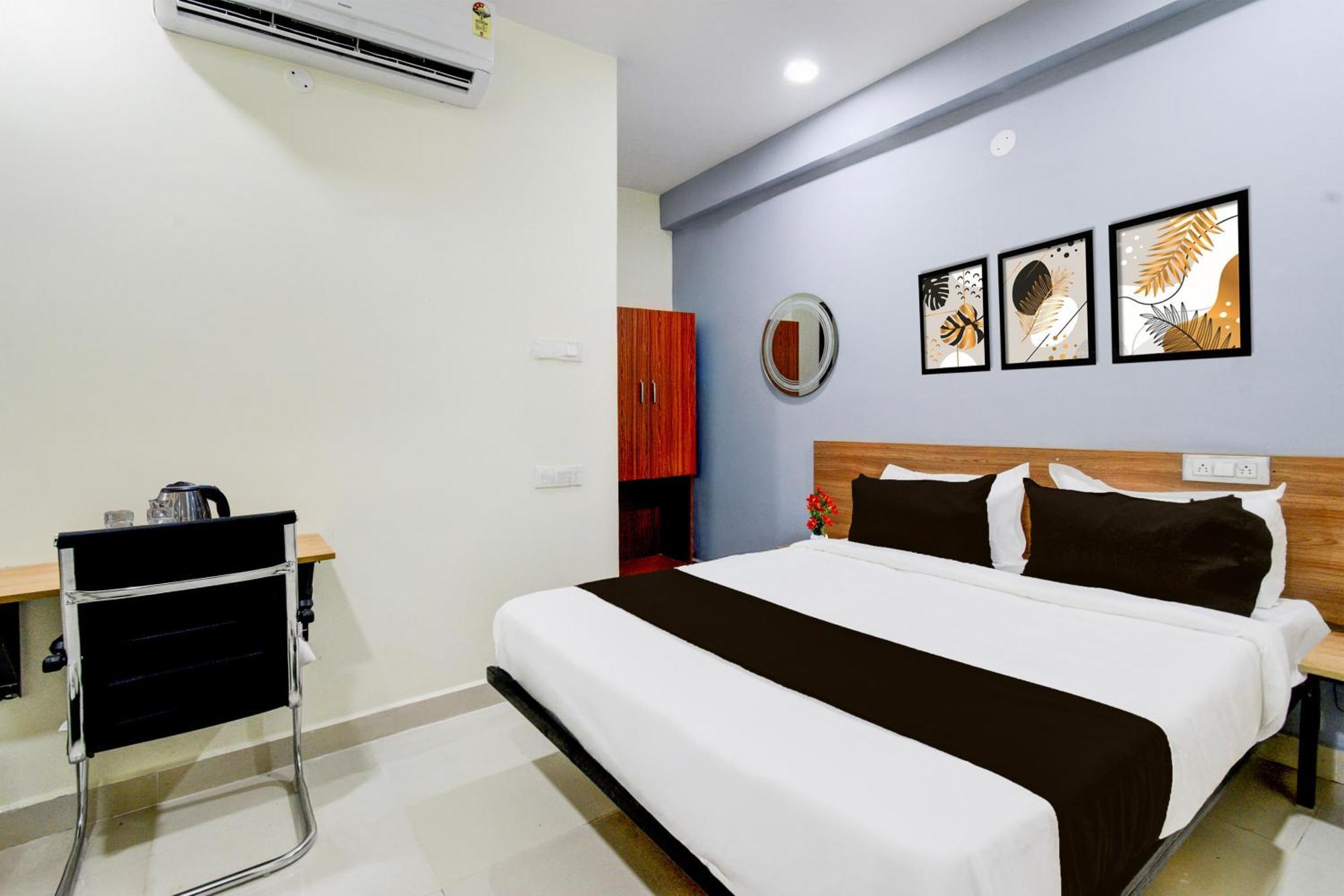 Super Townhouse Kukatpally North Formerly Munagala Arcade 2* Hyderabad