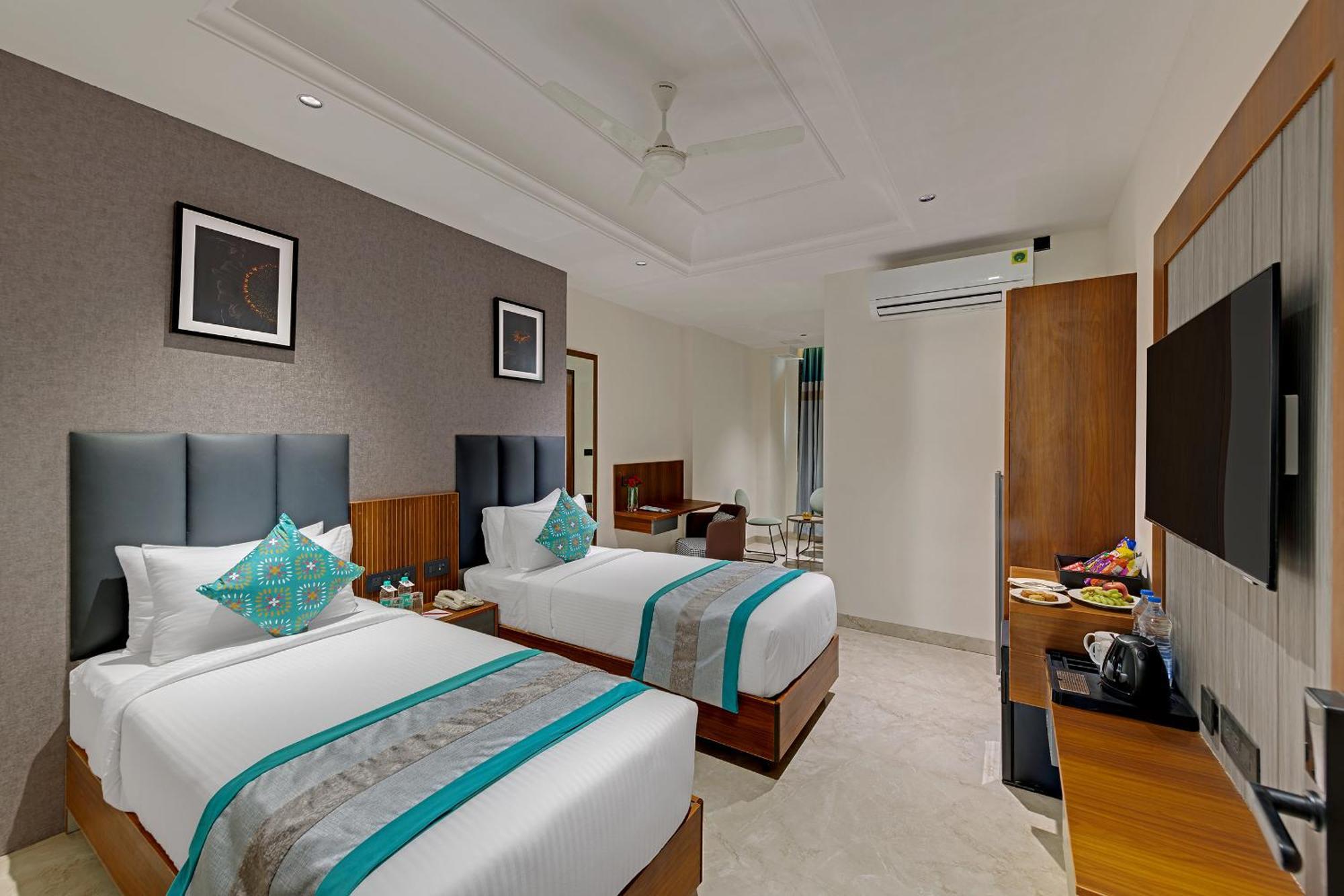 Click Shamshabad - Airport 4*