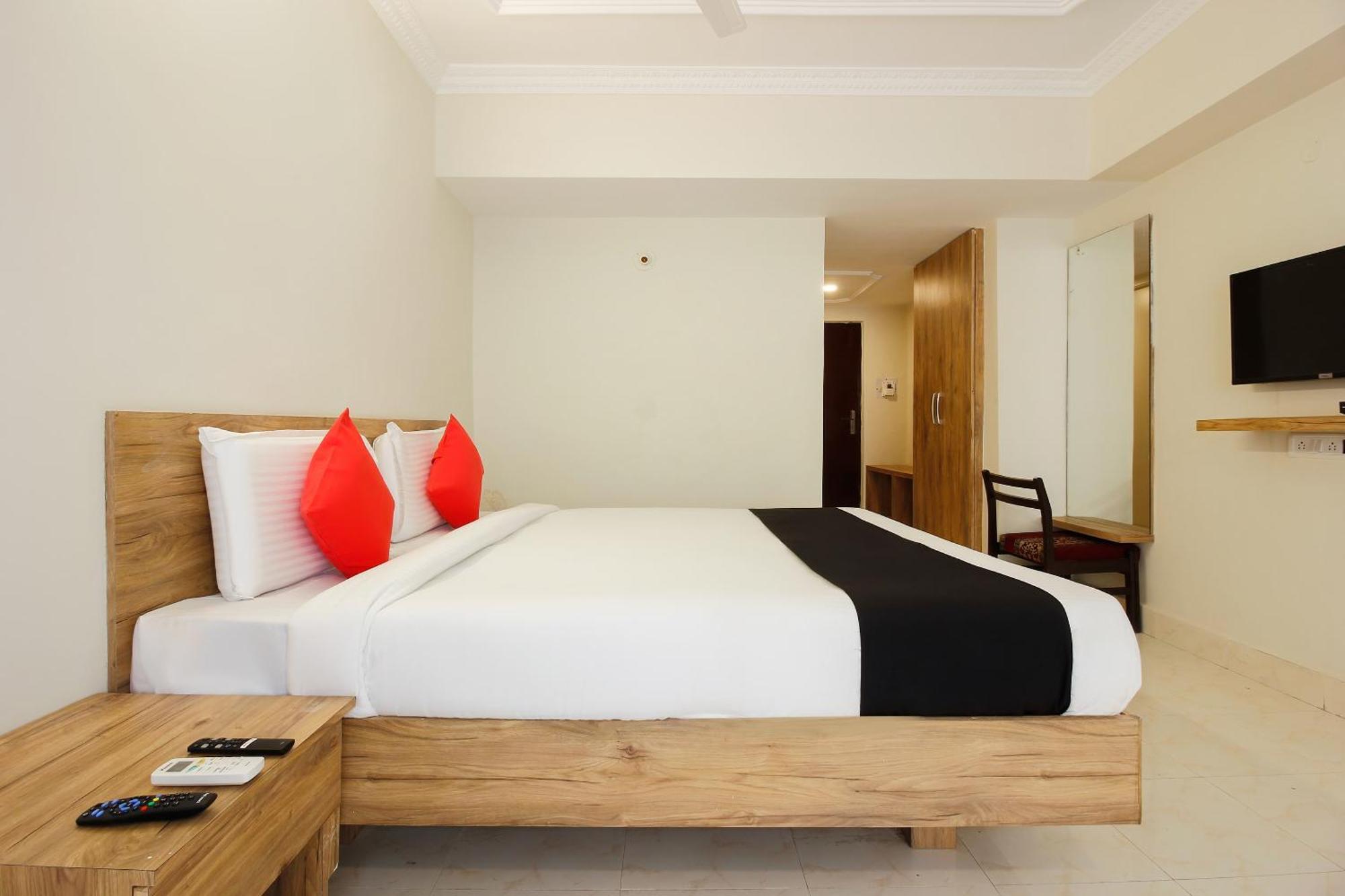 Capital O Sri Suprabhat Grand Near Kachiguda Railway Station Hotel Hyderabad