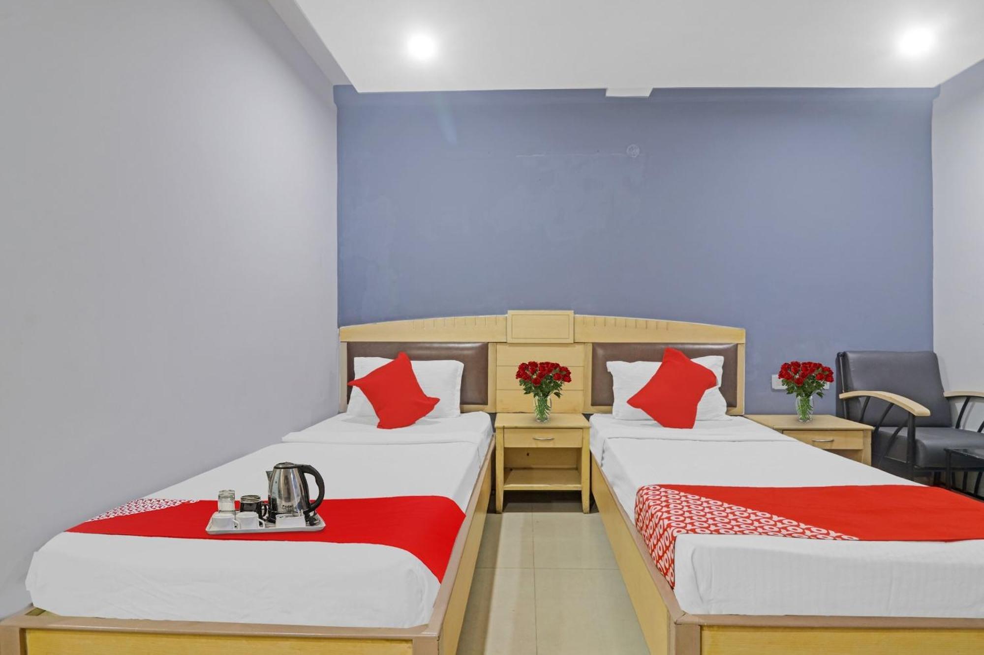 Hotel O Padmini Near Lakdikapool Metro Station 3*