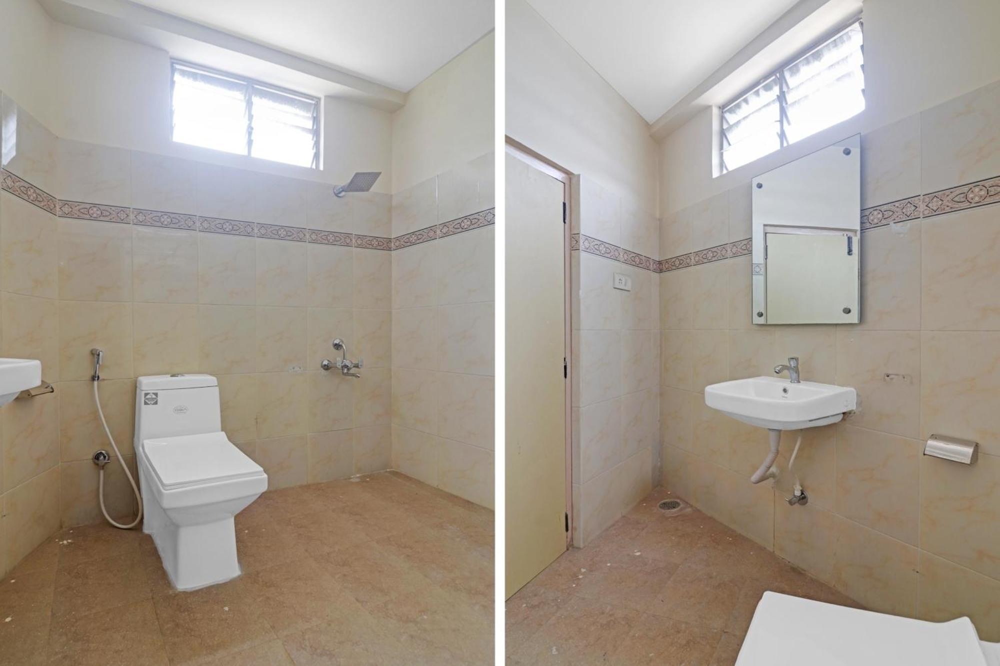 O Padmini Near Lakdikapool Metro Station 3*