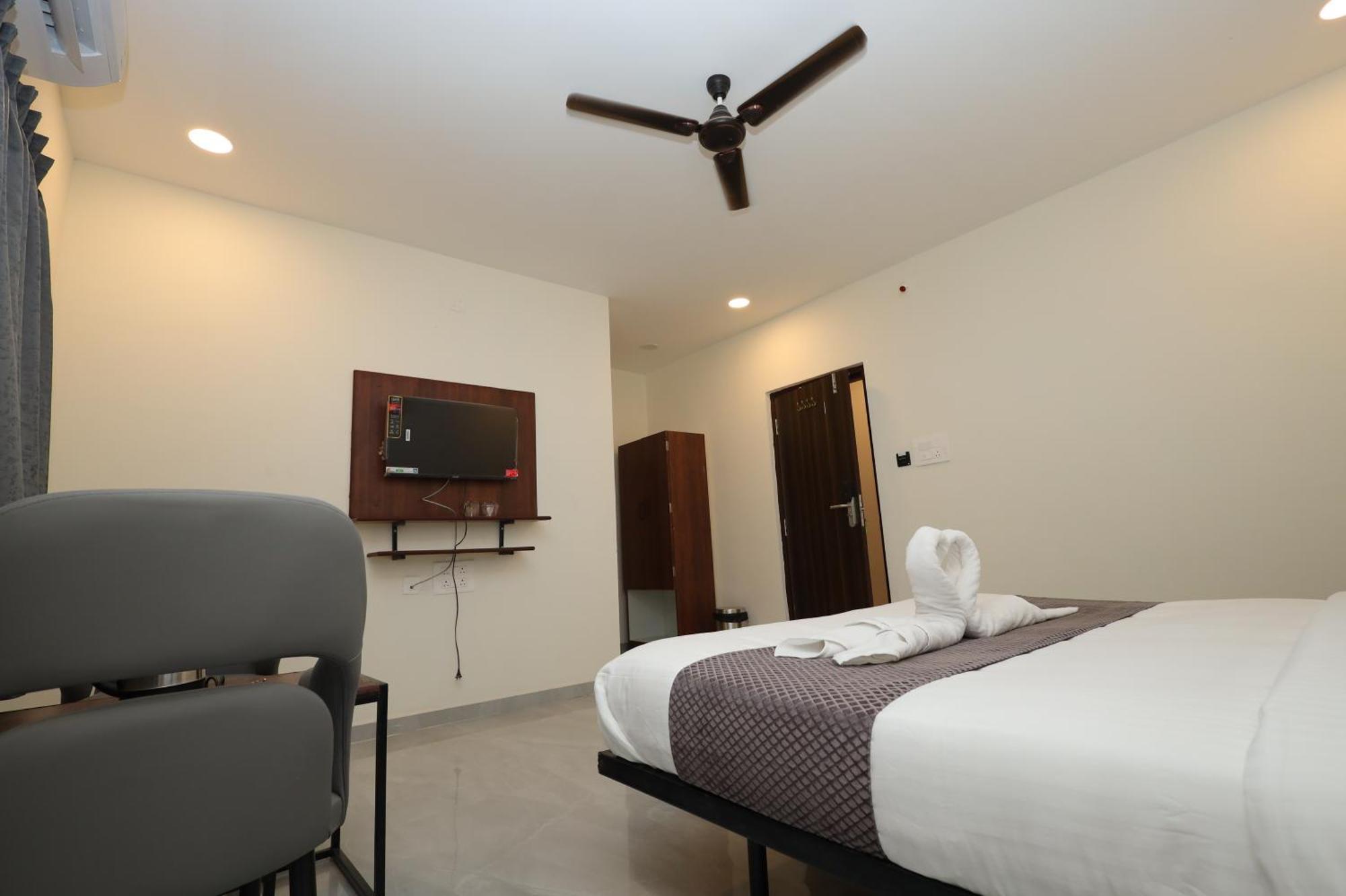 Hotel Virat Elite 3*