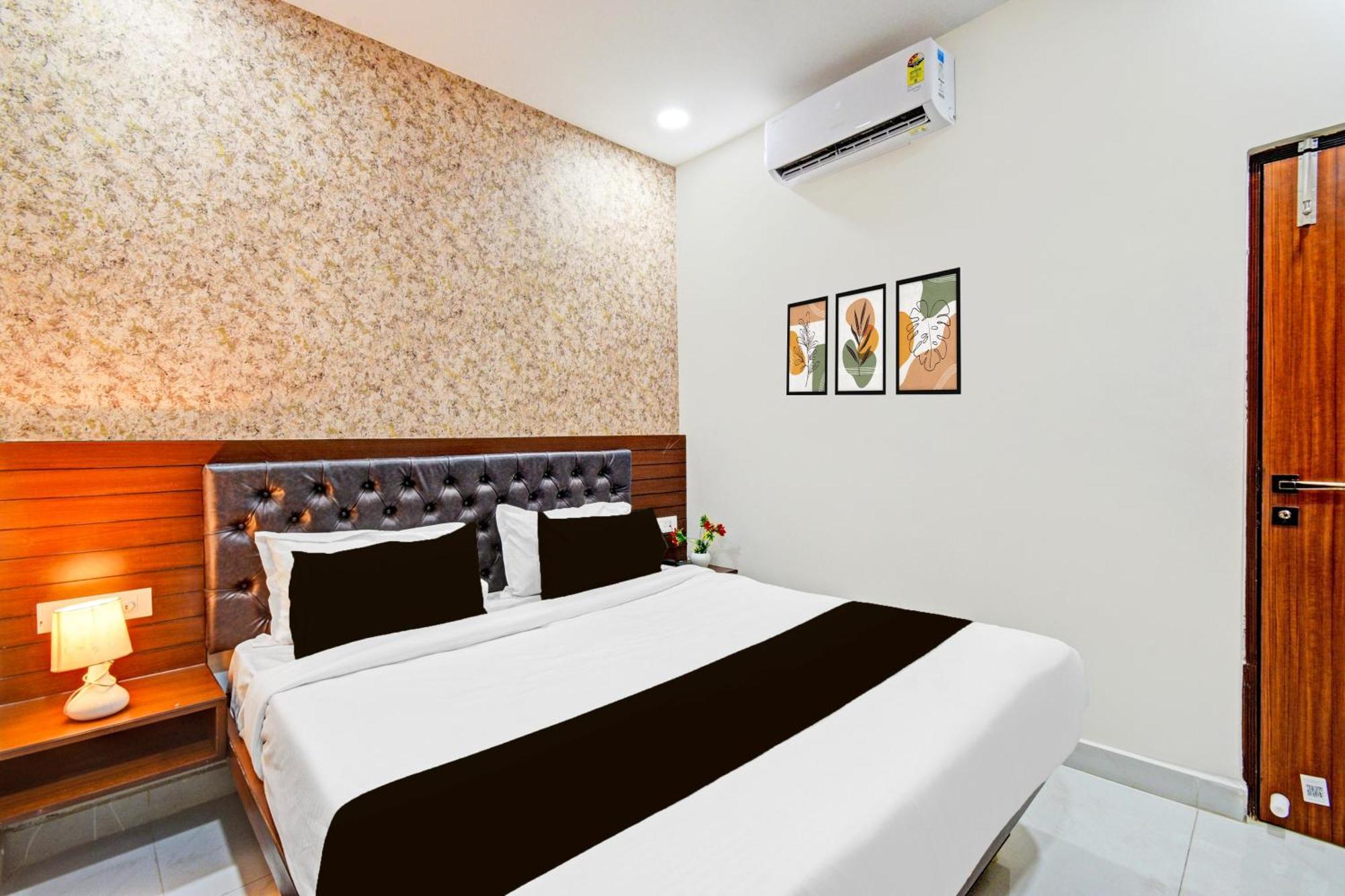 O Laura Hotel 3*