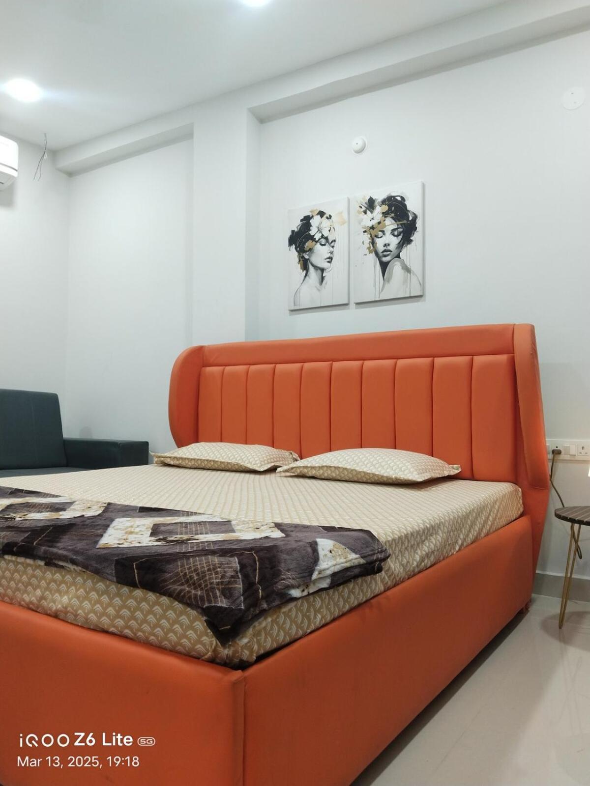 Privateroom- Near Aig Hitech *