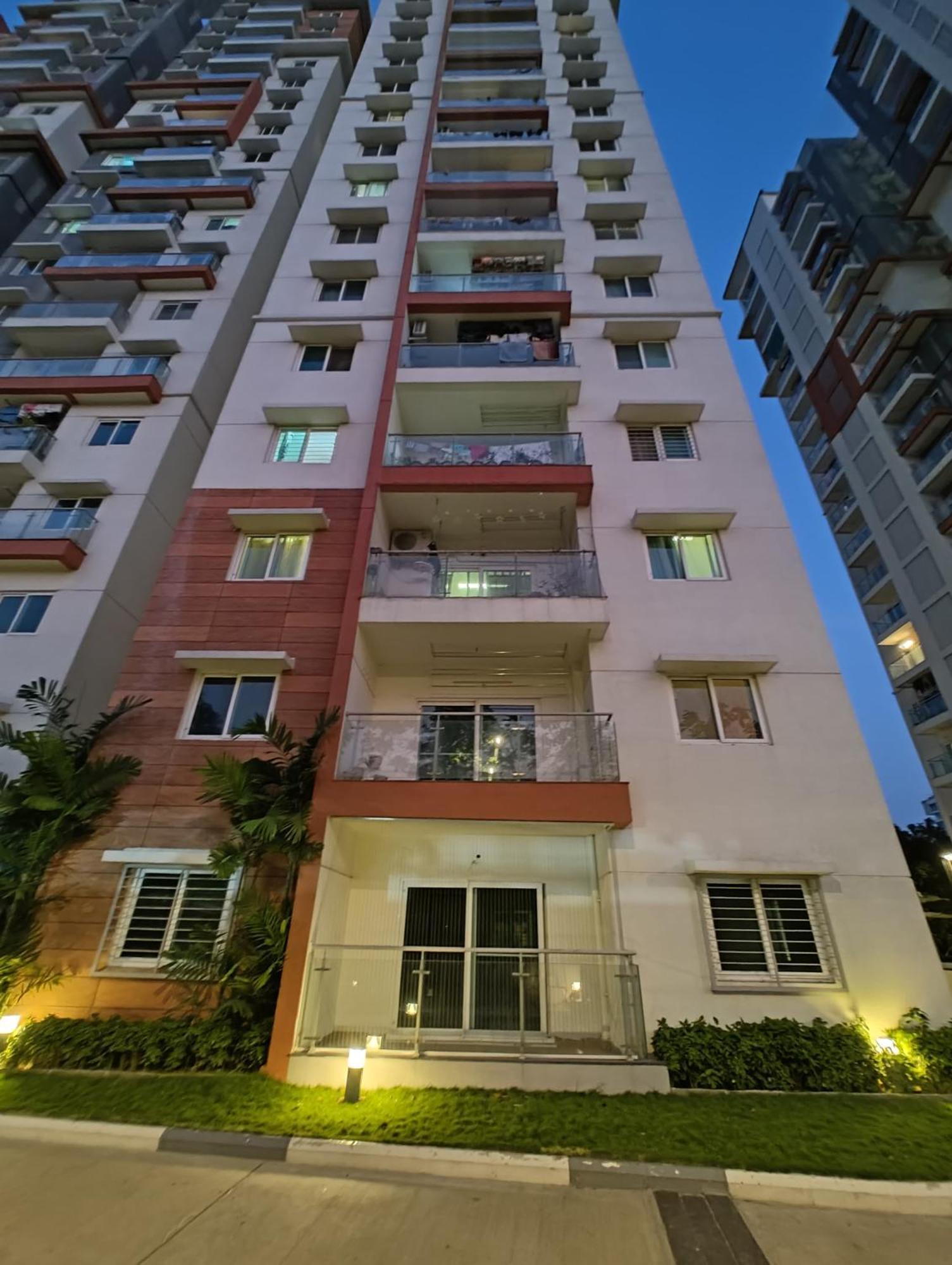 Magnus 3bhk Fully Furnished Flat - Gated Community, Club House, Pool Apartment Hyderabad