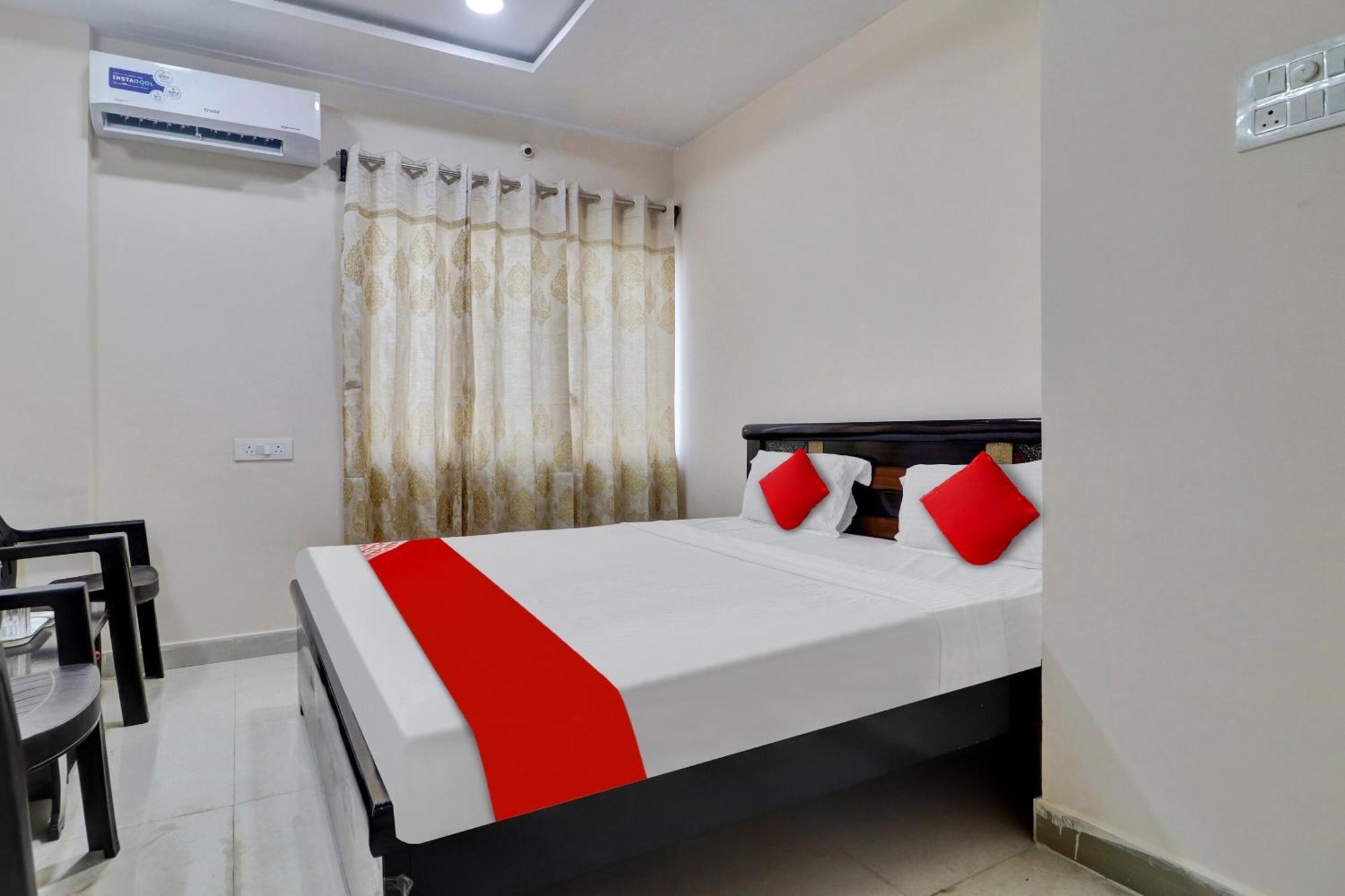 Hotel Shri Ganesh Near By Himayatnagar,ashok Nagar,rtc X Roads