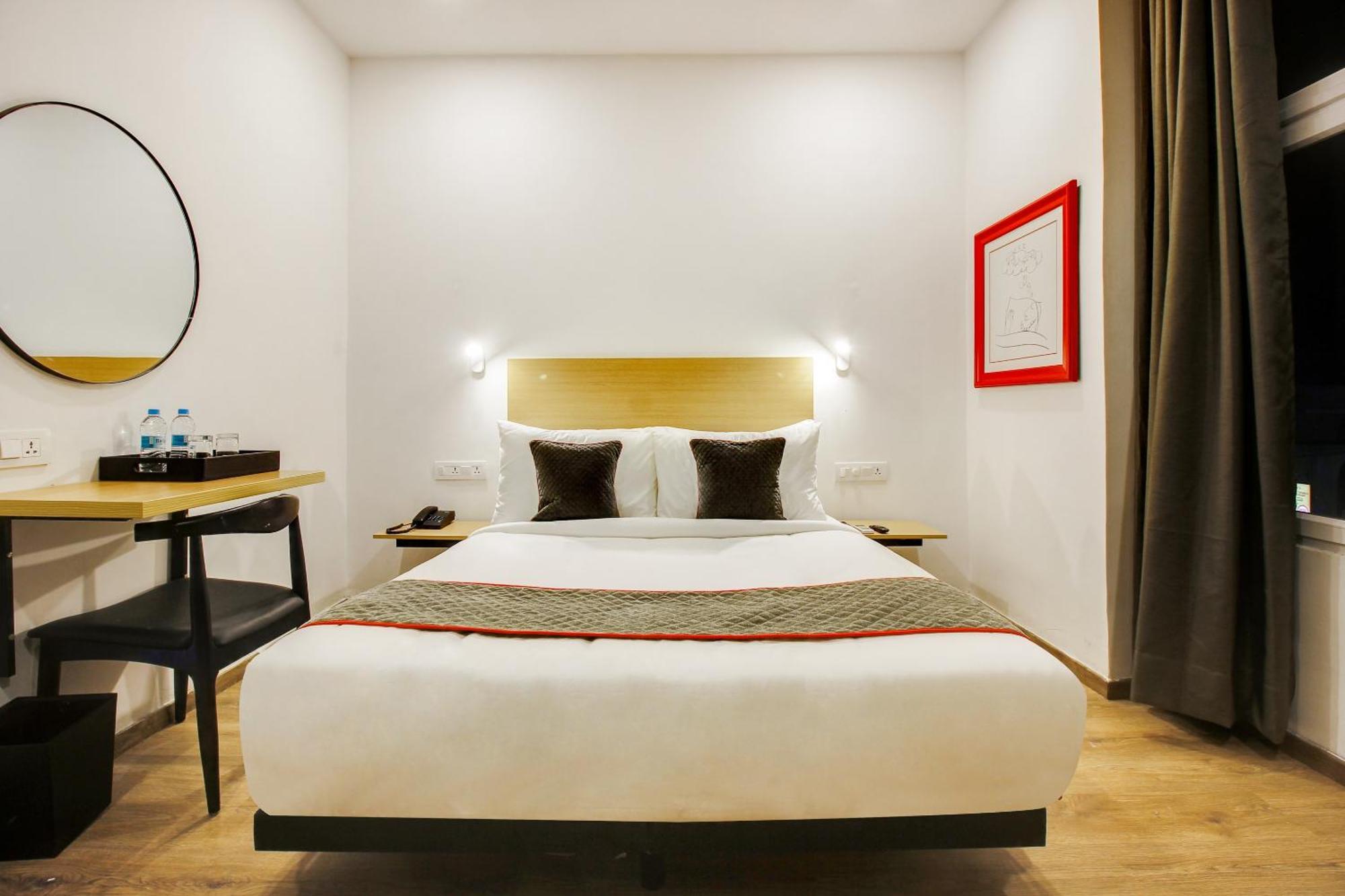 Super Townhouse Moosapet Rcc Prime Hotel