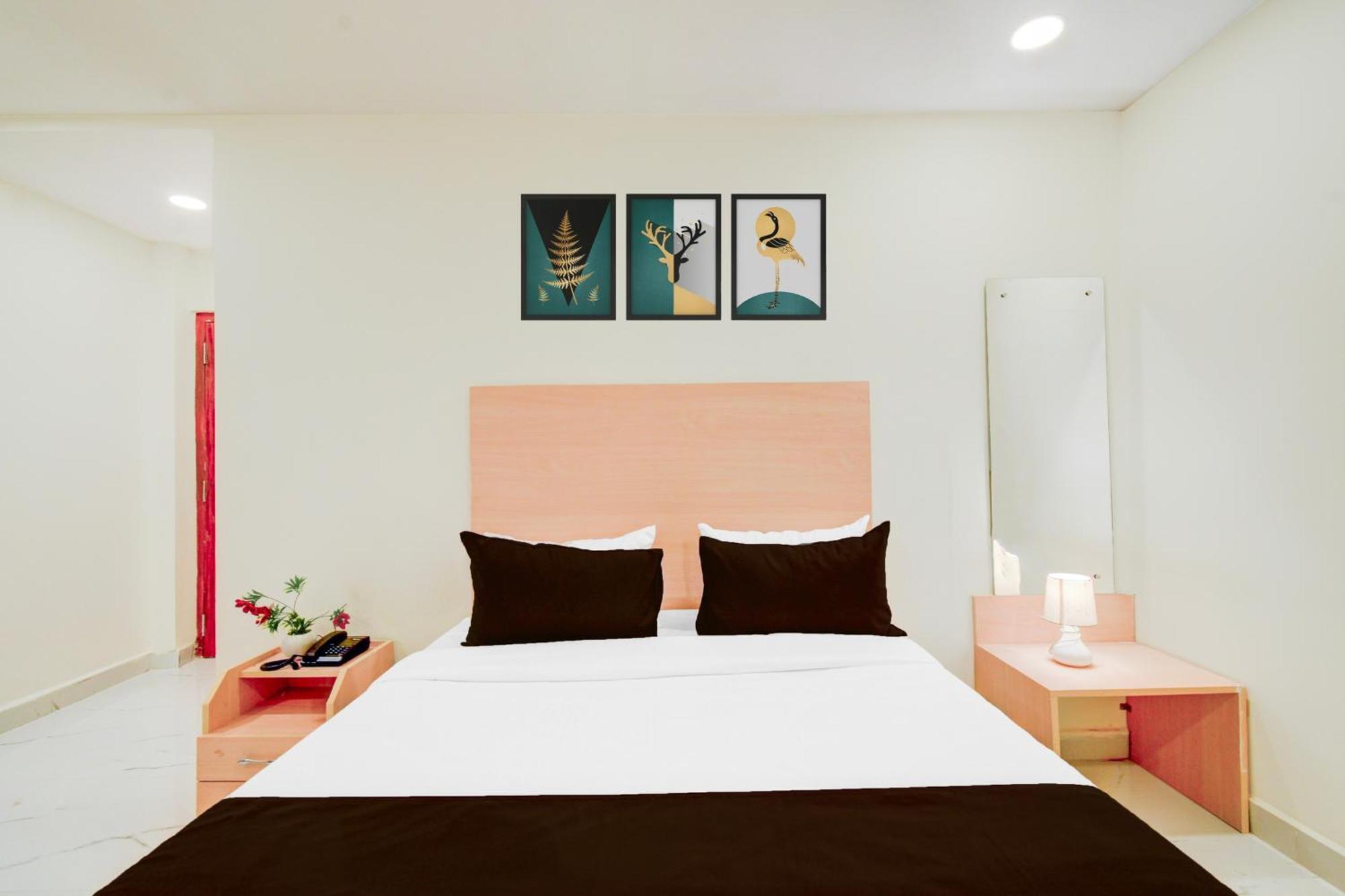 Hotel Super Townhouse Jp Nagar Miyapur 4*