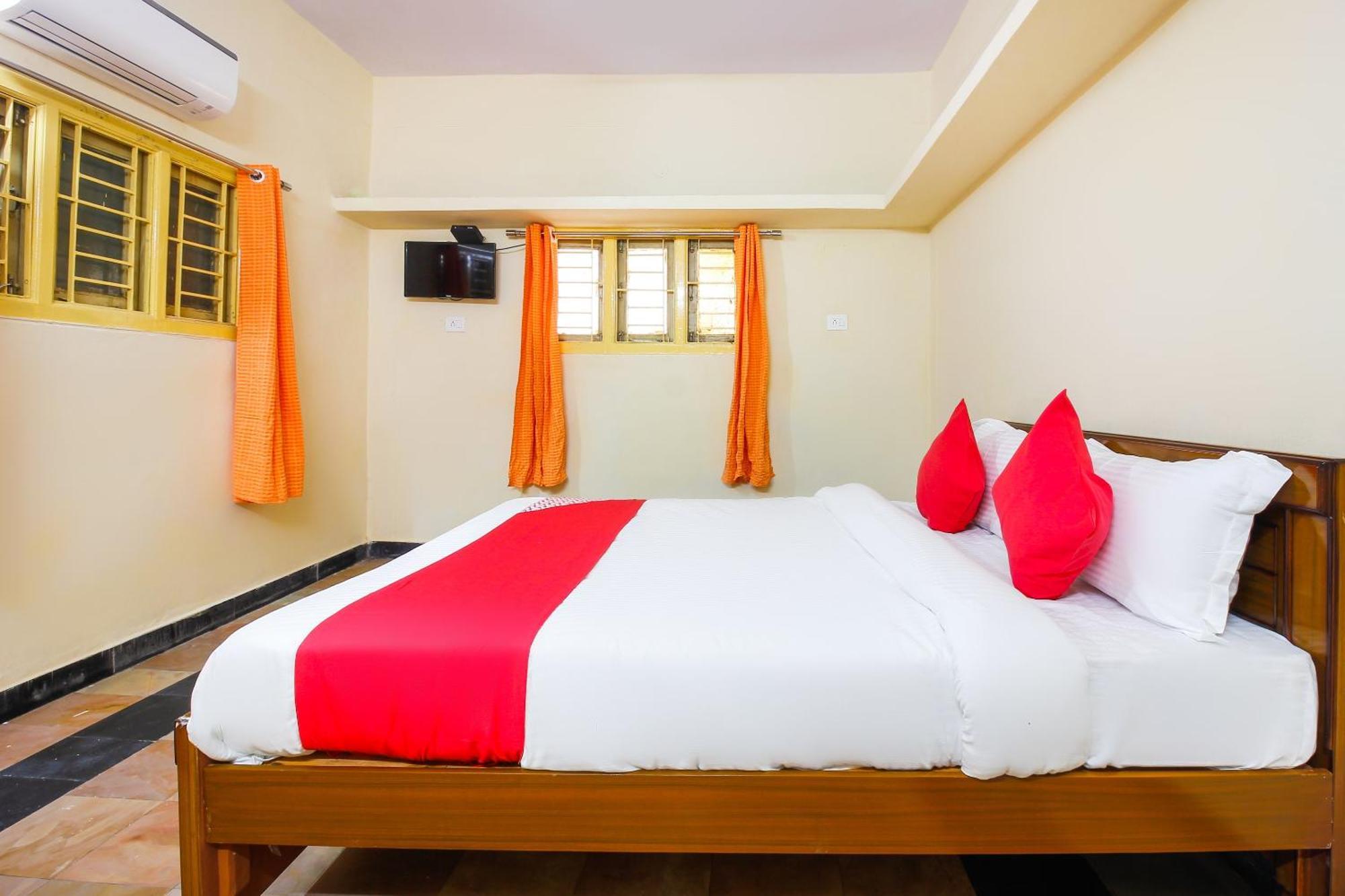 O Sai Residency Near Sr Nagar Metro Station 3*