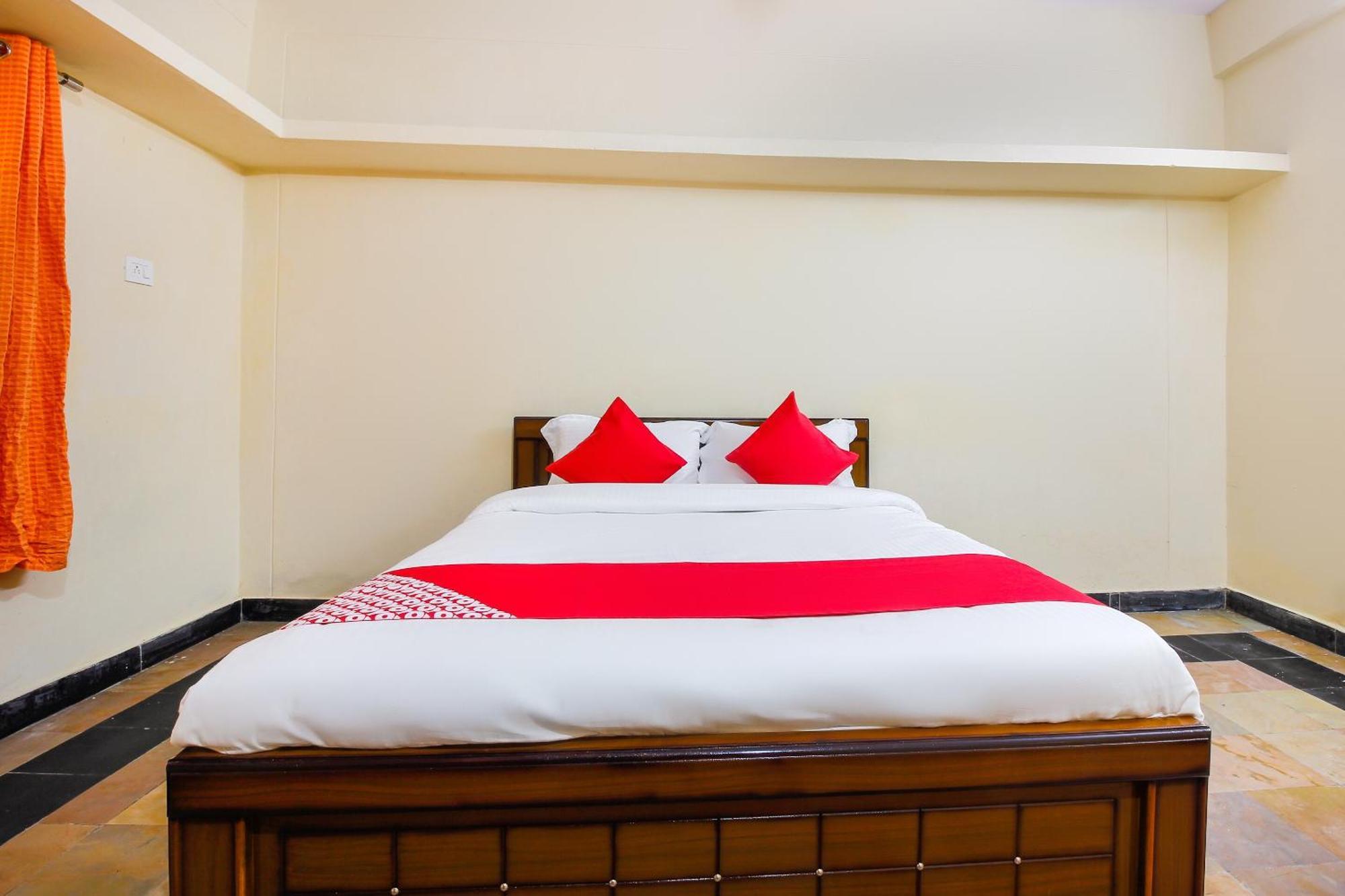 O Sai Residency Near Sr Nagar Metro Station 3* Hyderabad