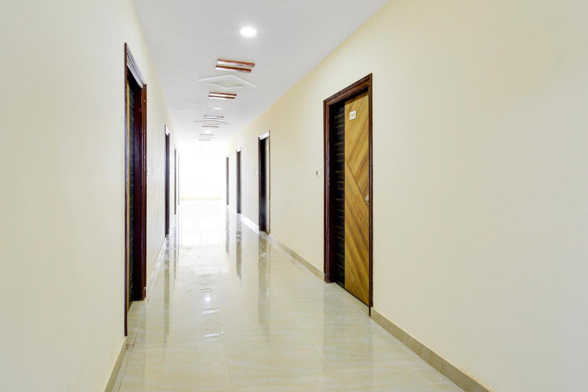 Hotel Super O Bolligudem Hyderabad