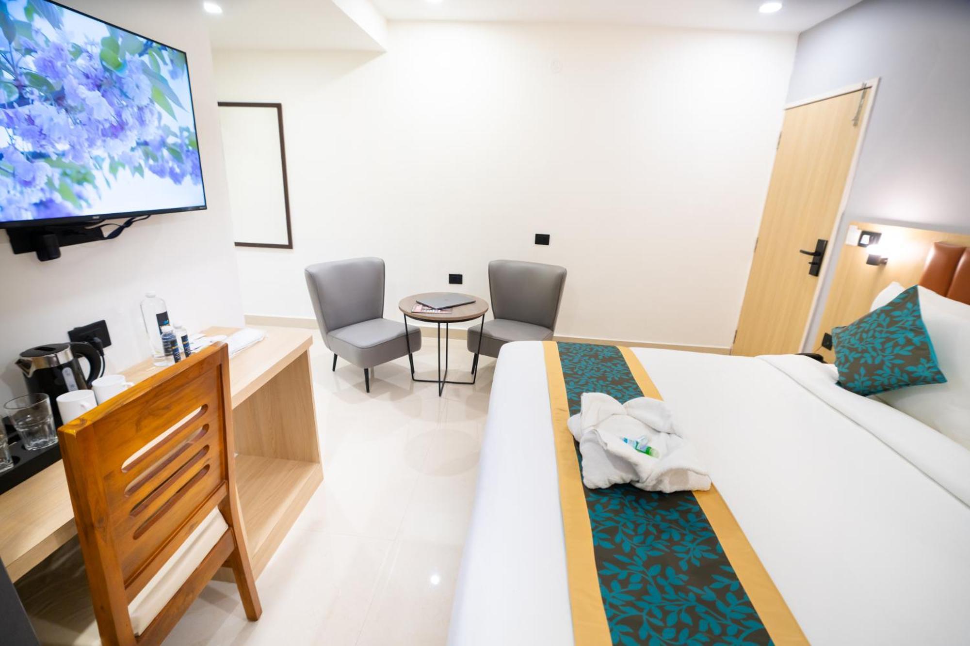 Sunrise Business Hotel 3*