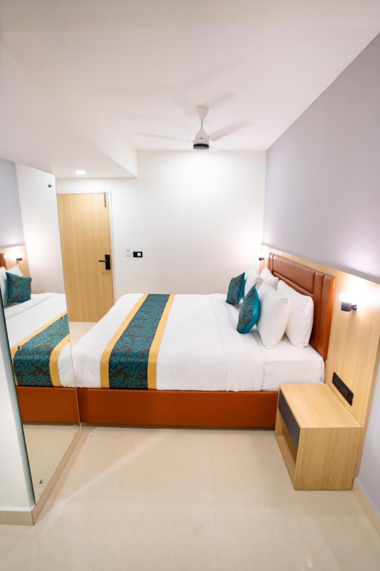Hotel Sunrise Business 3*