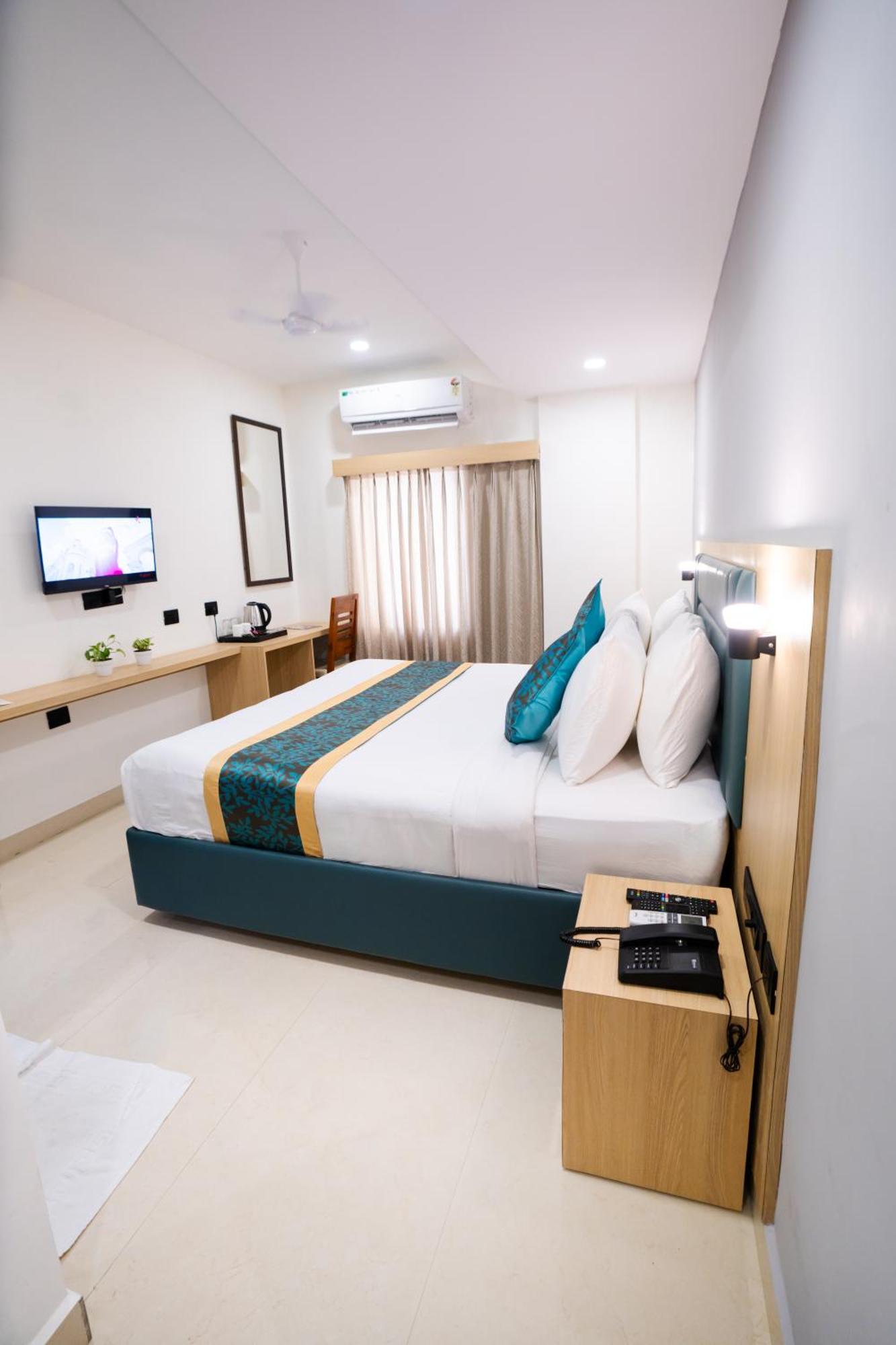 Sunrise Business 3* Hyderabad