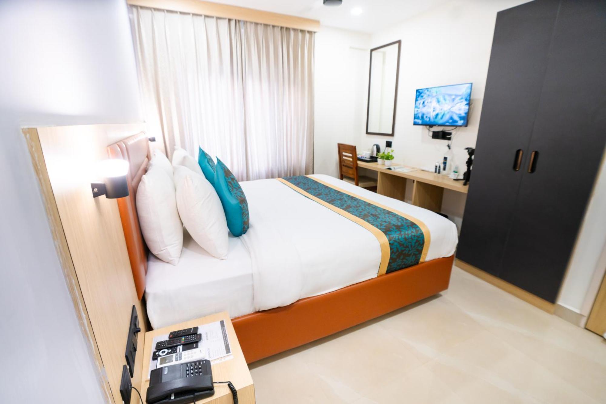 Sunrise Business Hotel 3*
