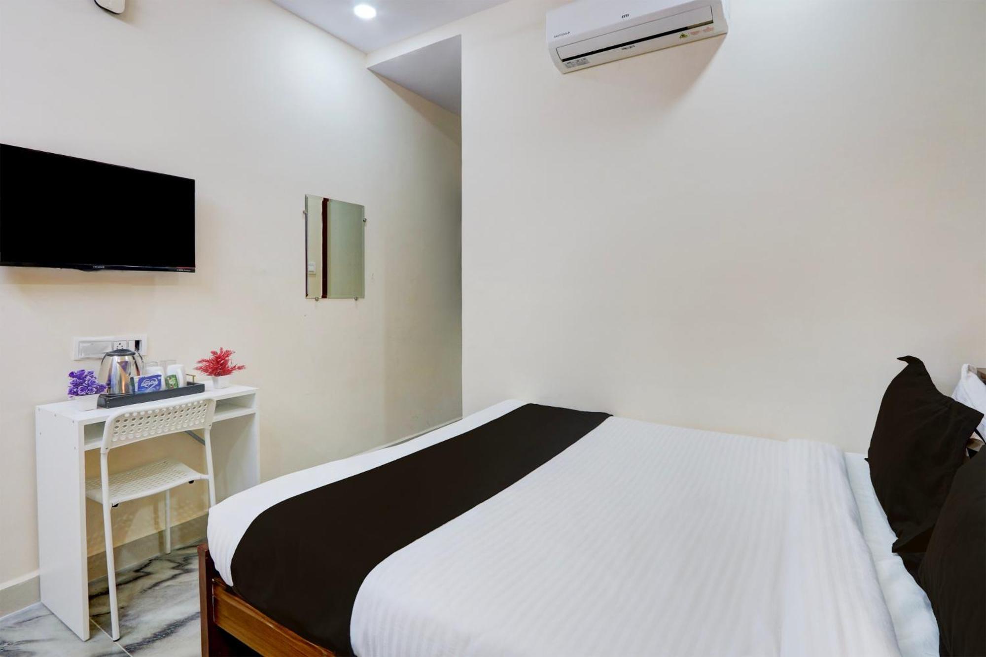 Hotel Collection O Sri Balaji Luxury 4*