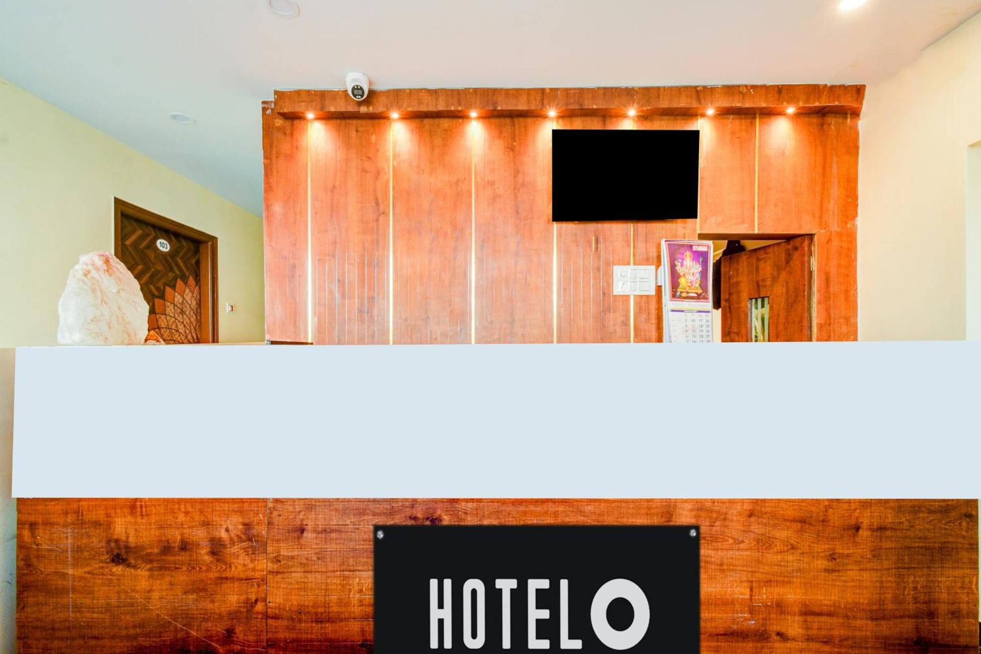 Super O Neredmet Road Hotel