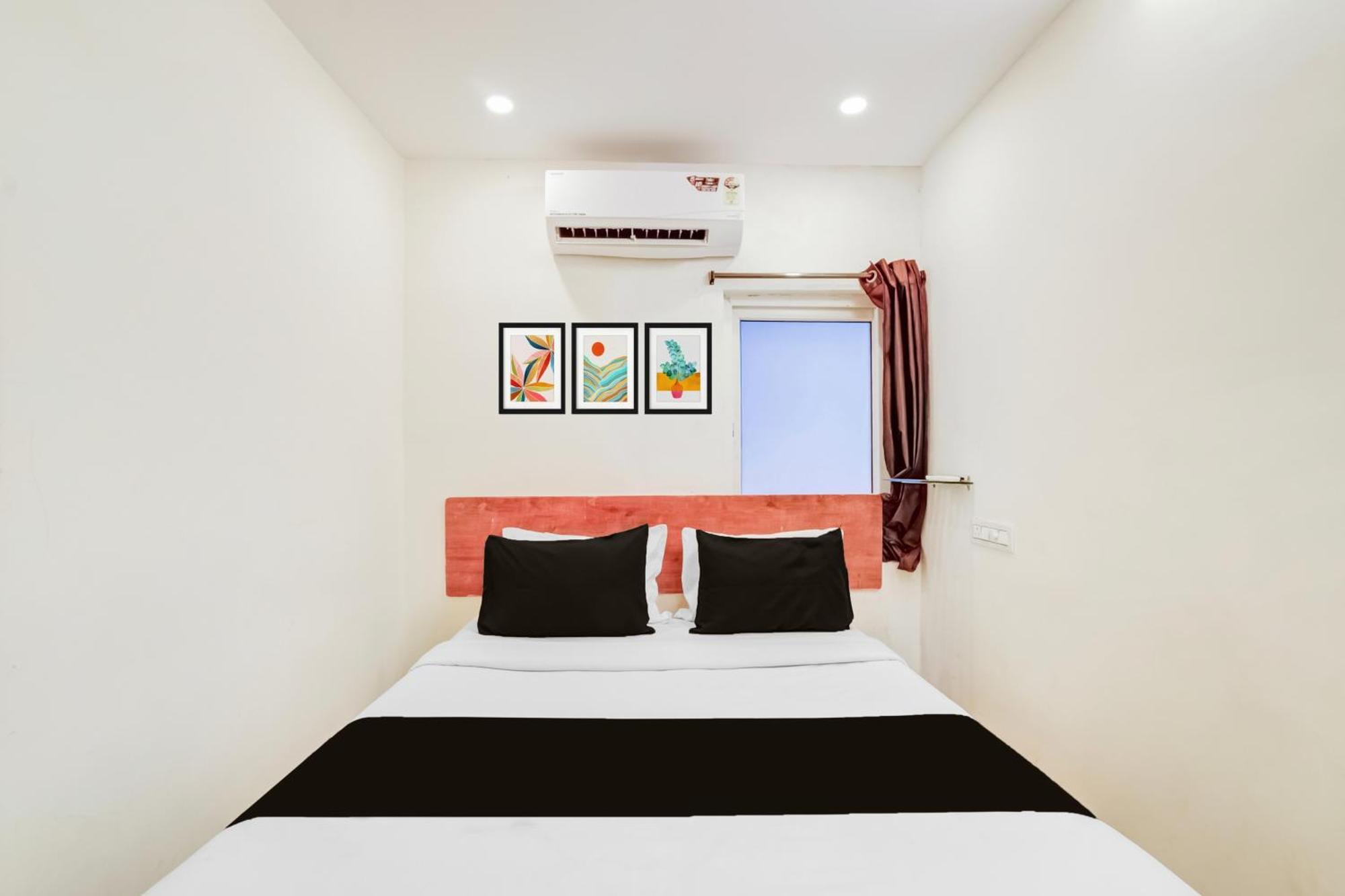 Super O Neredmet Road 3* Hyderabad