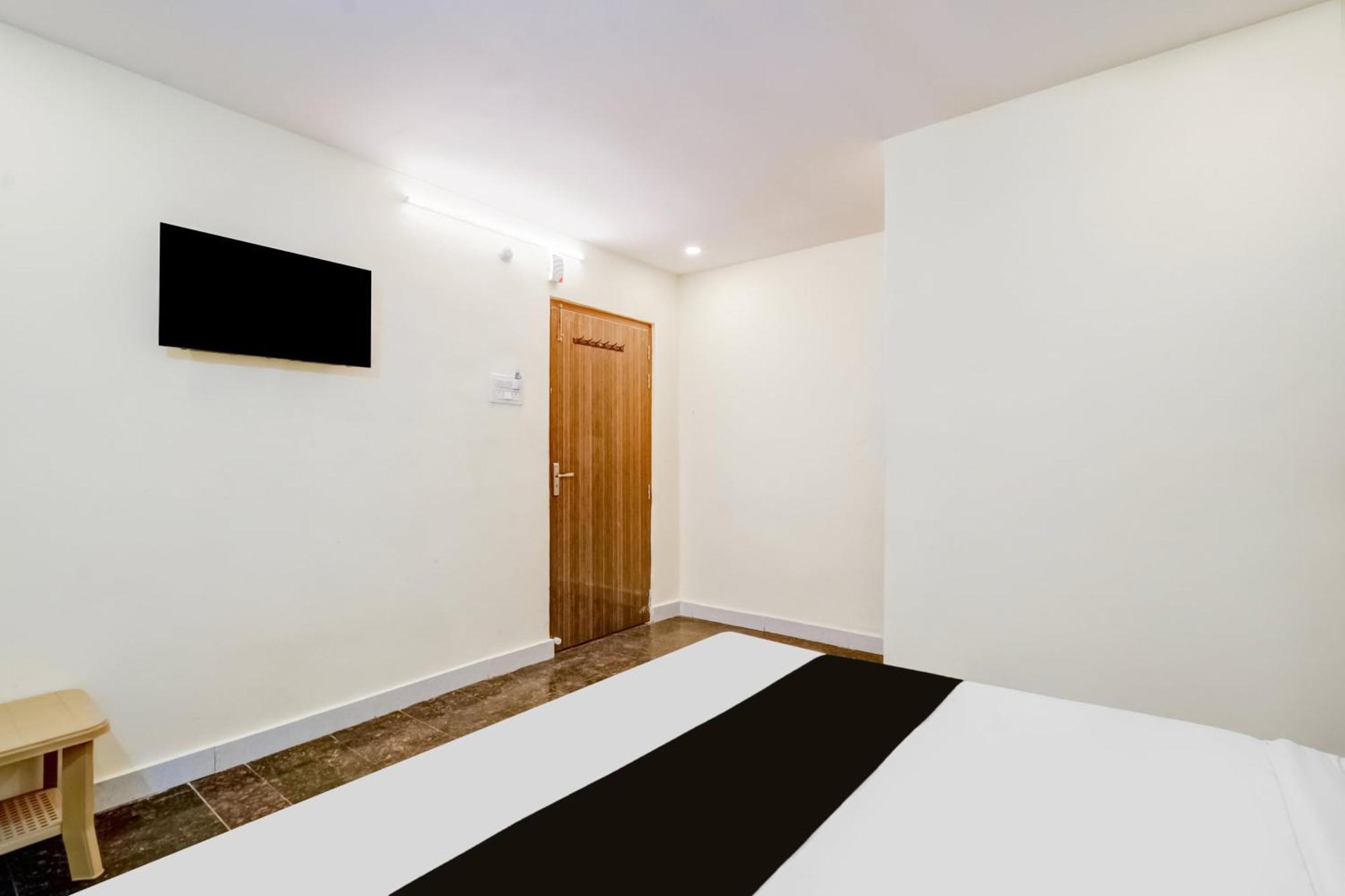 Hotel Super O Neredmet Road