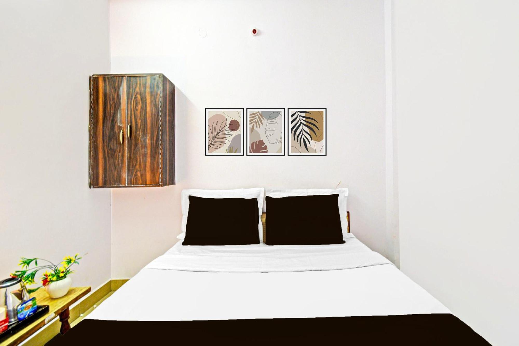 Hotel O Jk