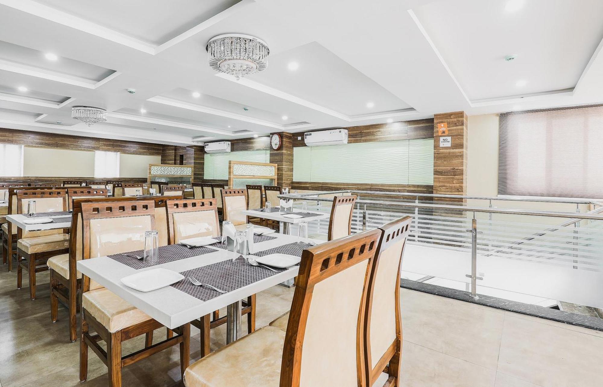 Hotel Capital O Sky Grand Hyderabad