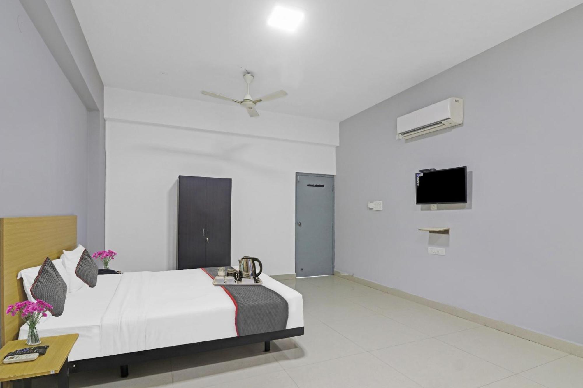 Townhouse De Alphabet Hotel Hyderabad